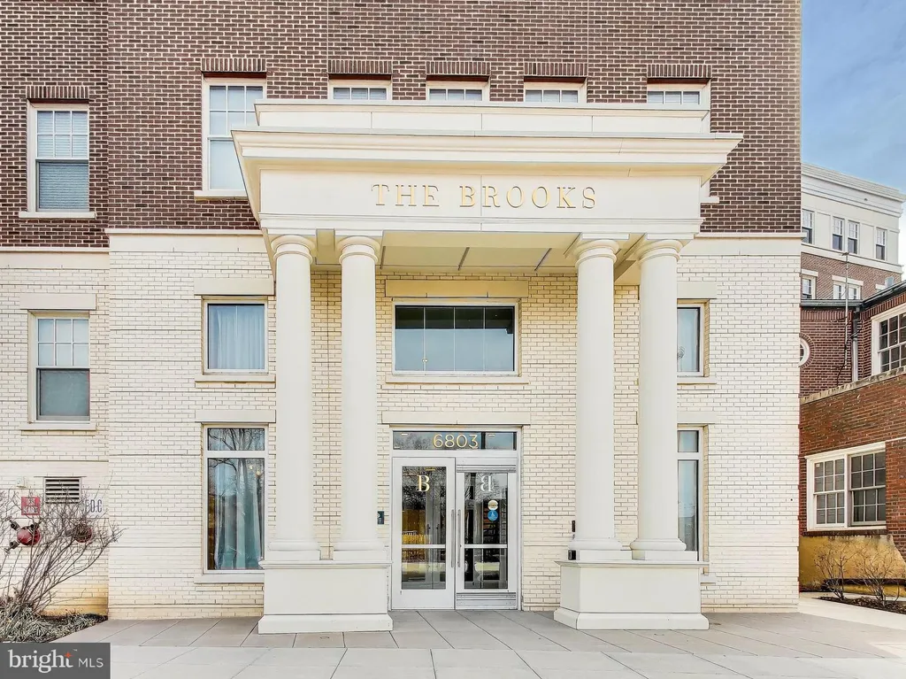 6803 Cameron Drive NW Unit 516, Washington, DC 20012