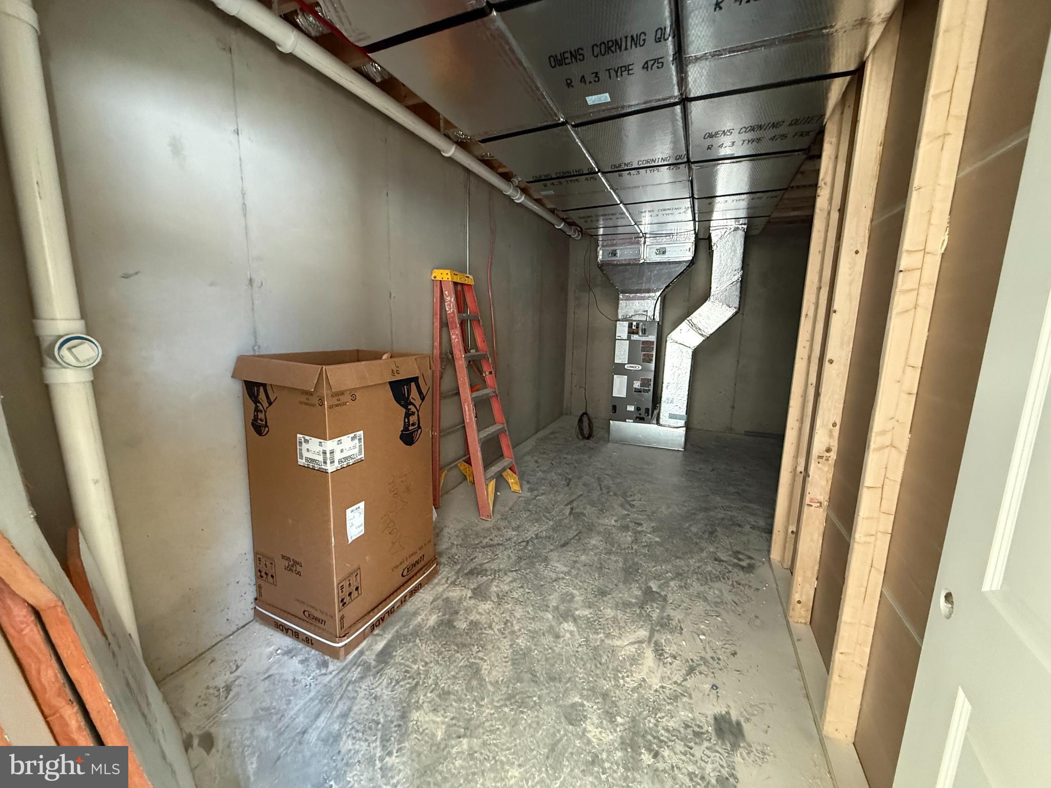 SHADY LANE ESTATES - Residential