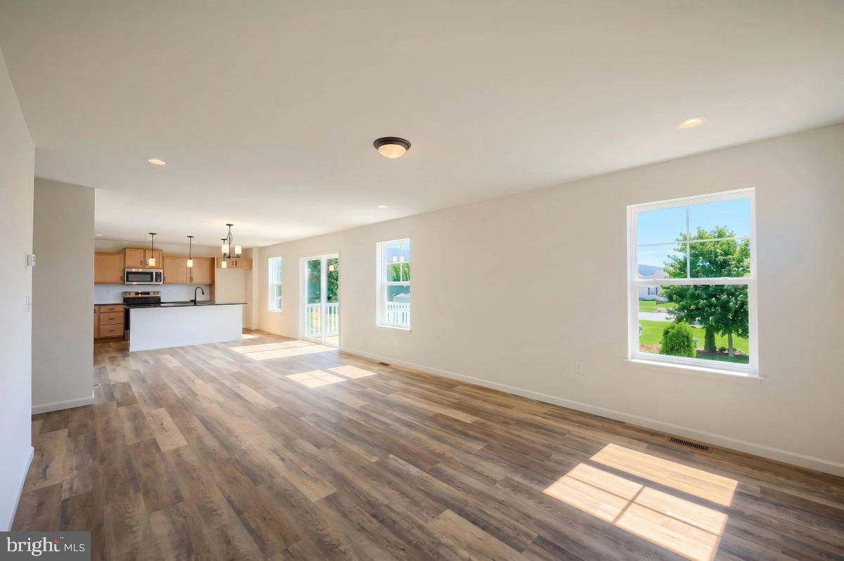 SHADY LANE ESTATES - Residential