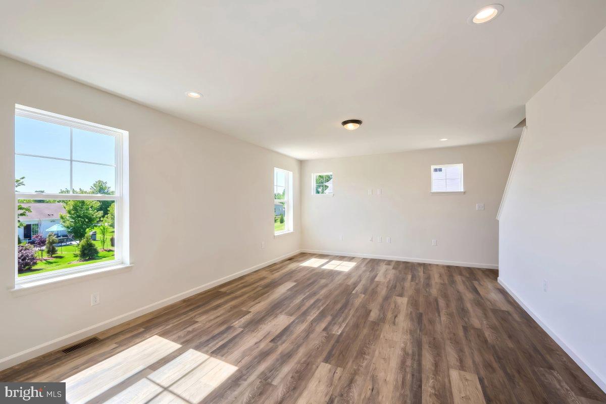 SHADY LANE ESTATES - Residential