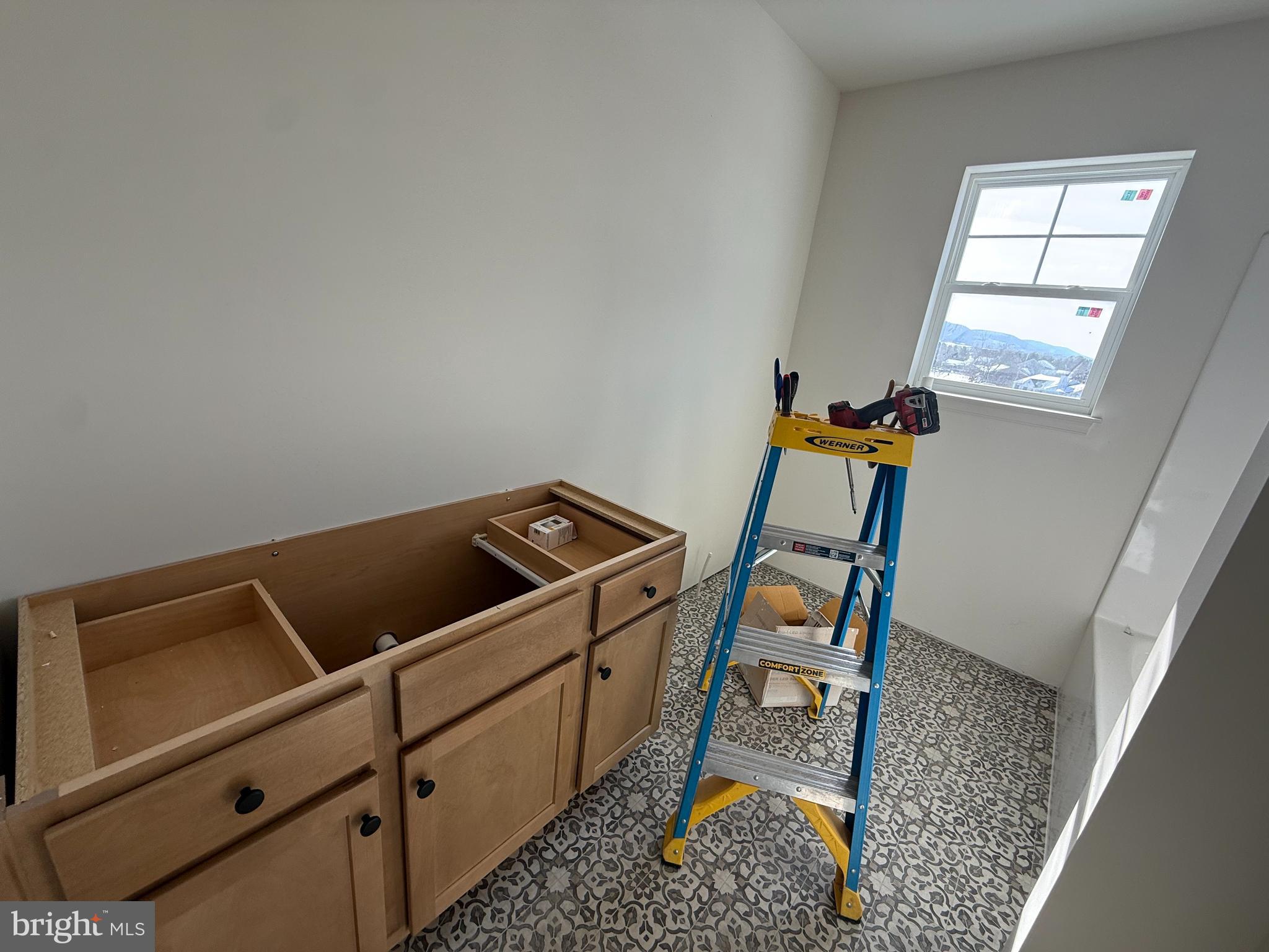 SHADY LANE ESTATES - Residential