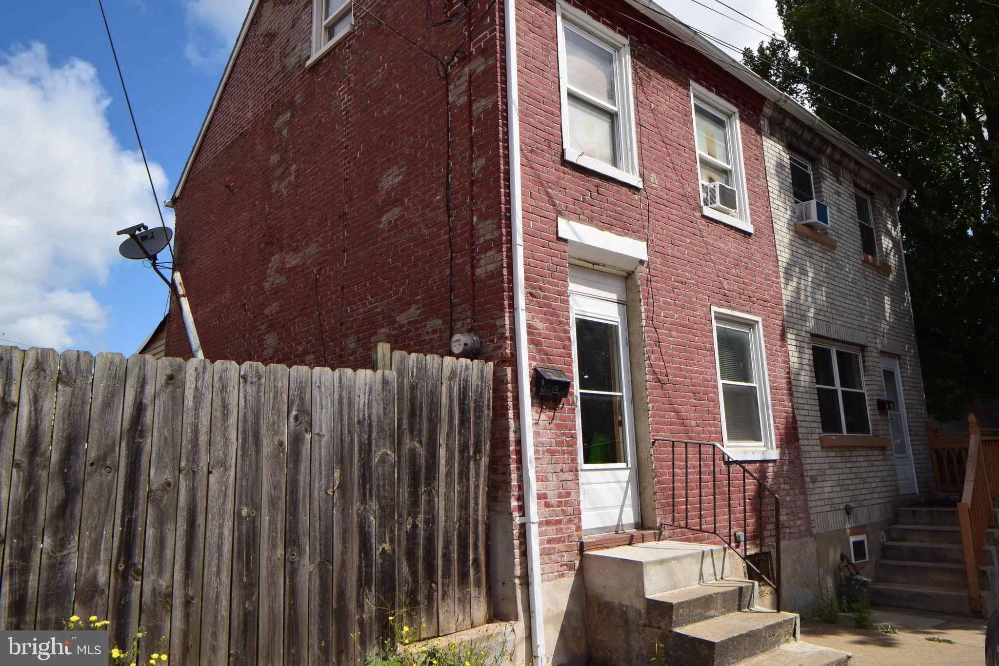 29 W Liberty St