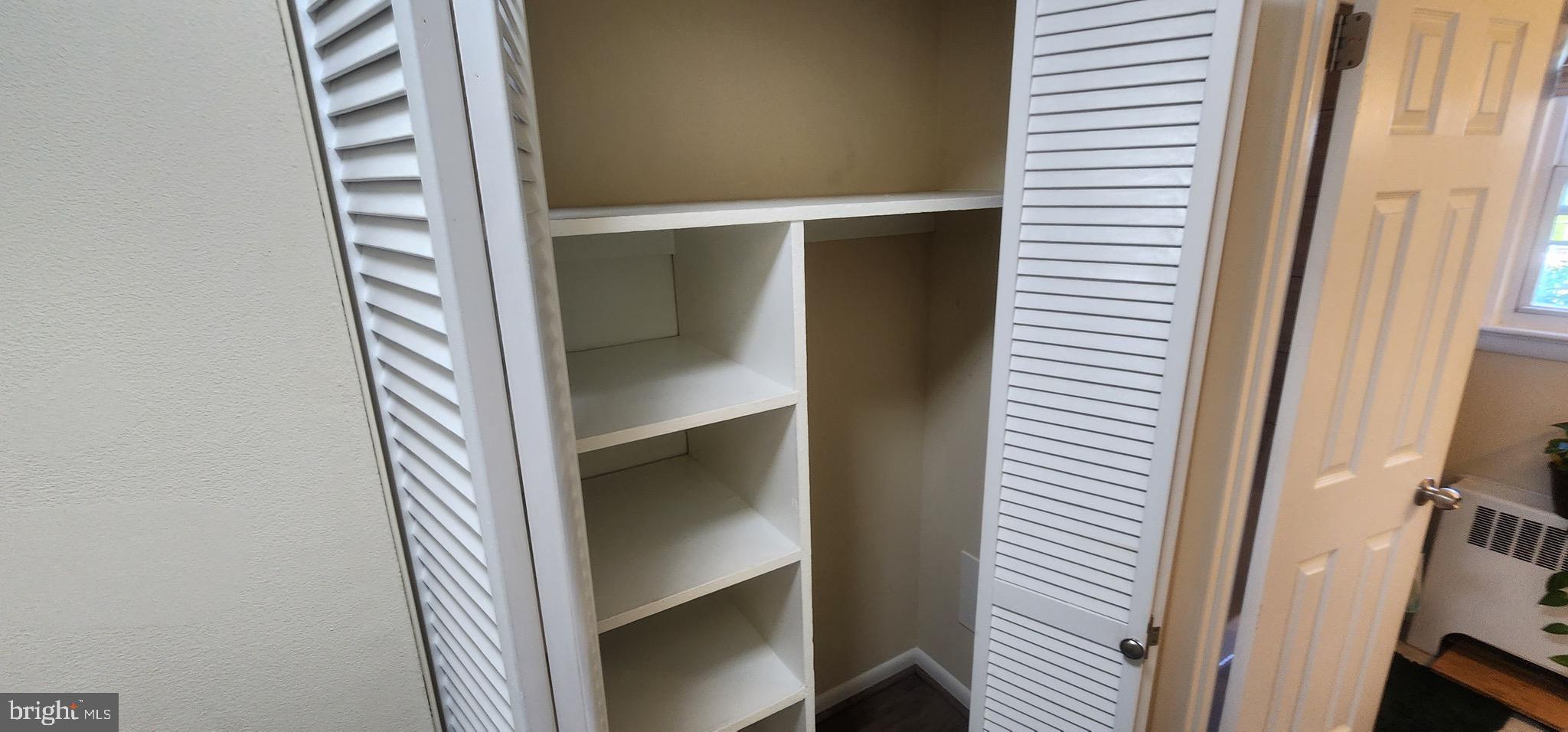 VILLAGE GREEN - Residential Lease