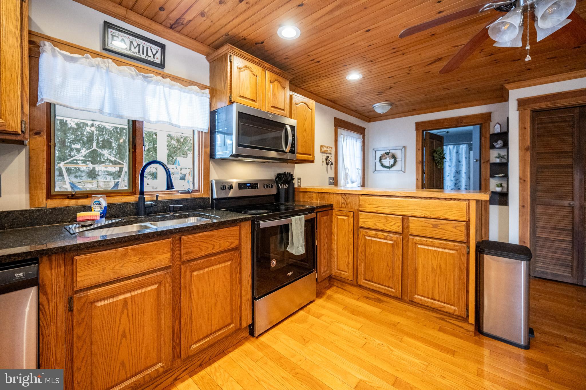 GRANTSVILLE - Residential