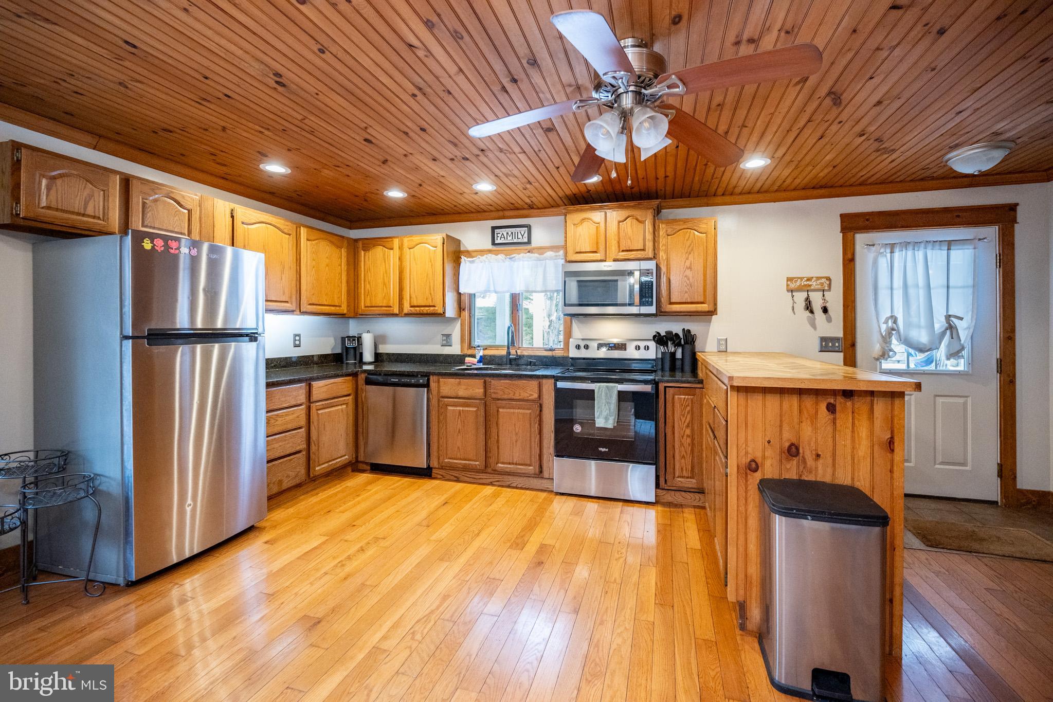 GRANTSVILLE - Residential