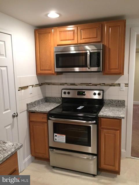 CLINTON - Residential