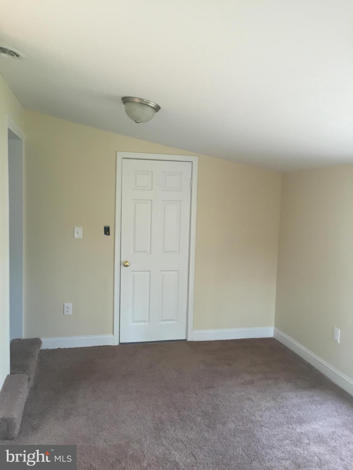 CLINTON - Residential