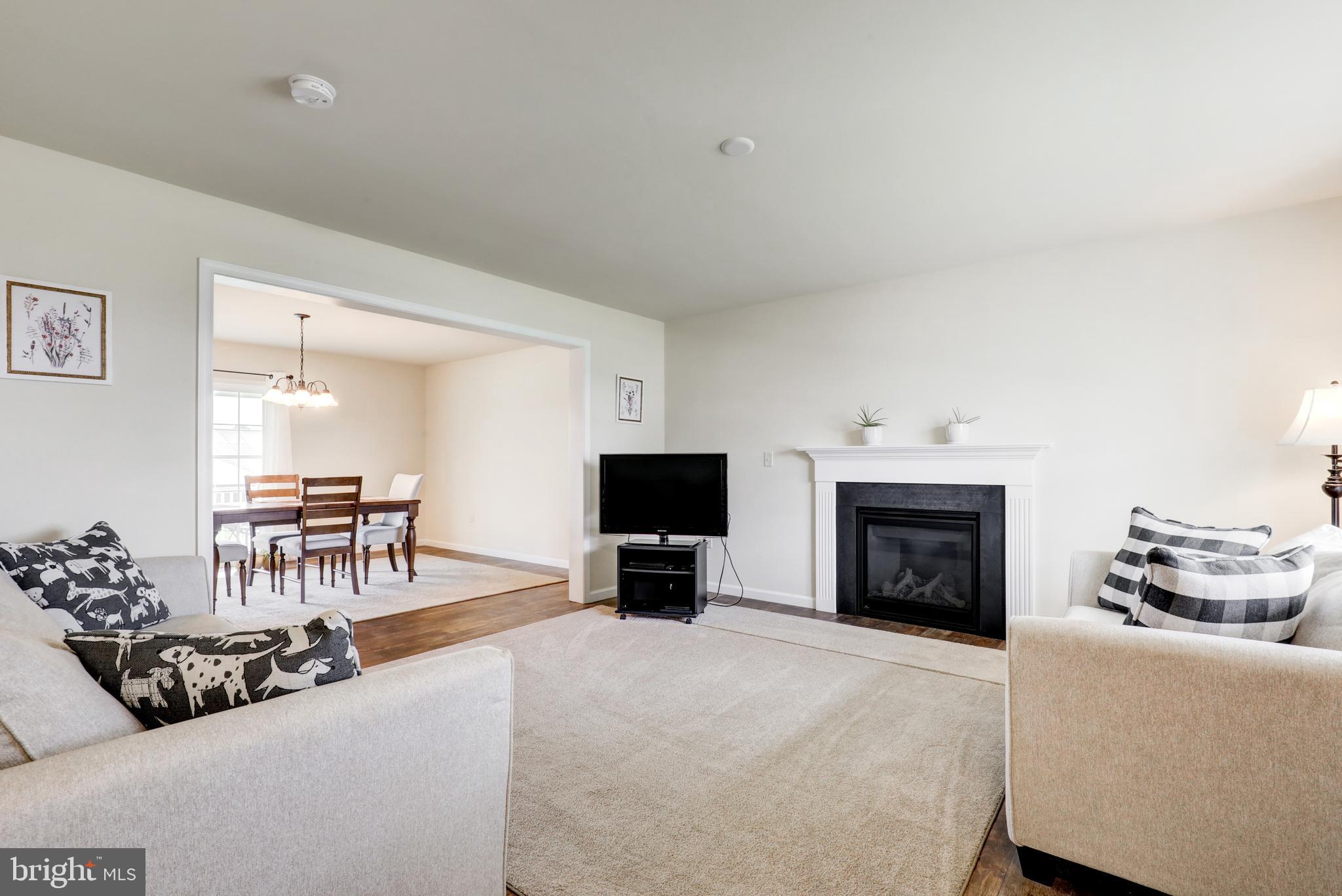 413 DARLINGTON COURT