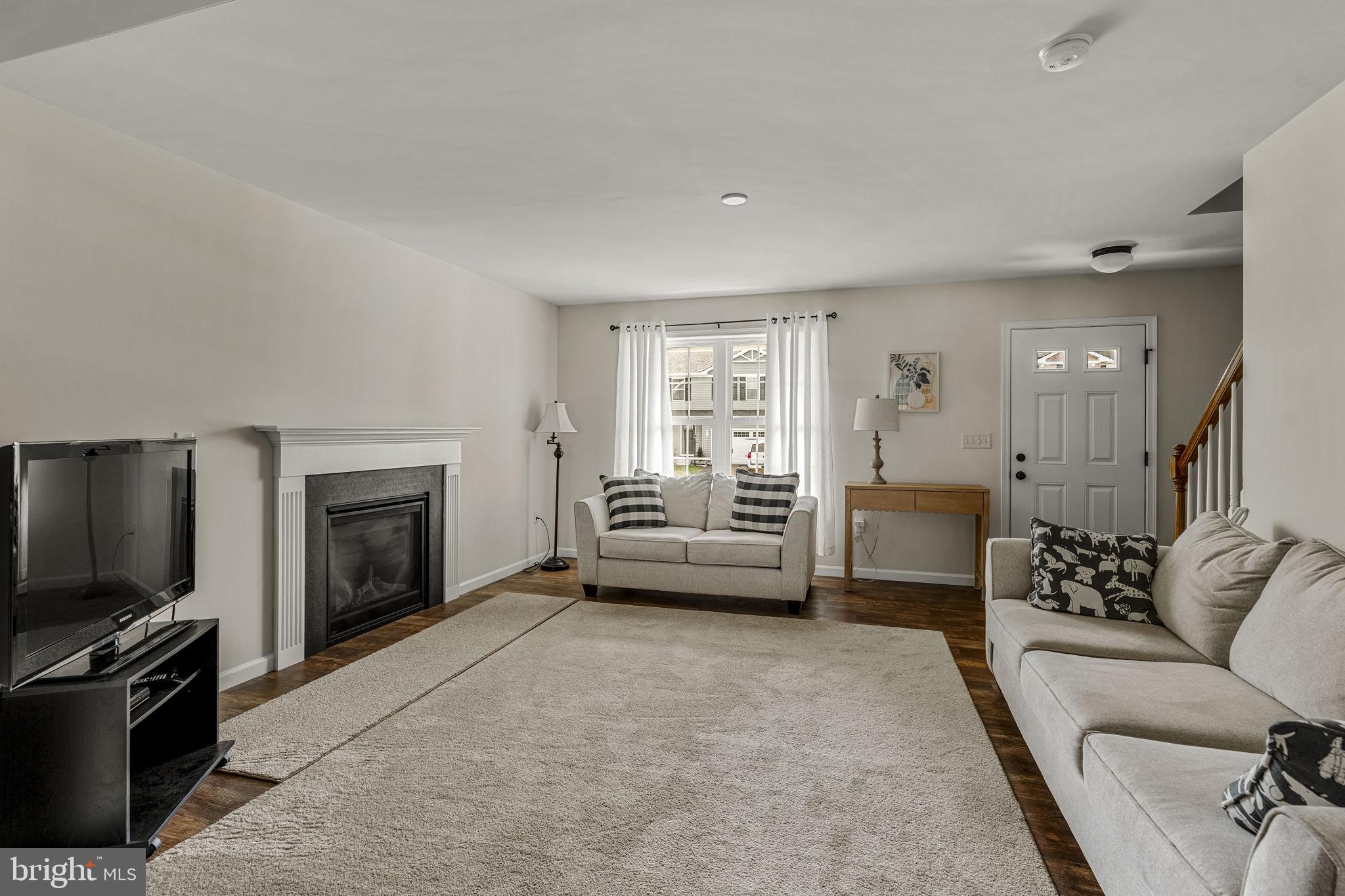 413 DARLINGTON COURT