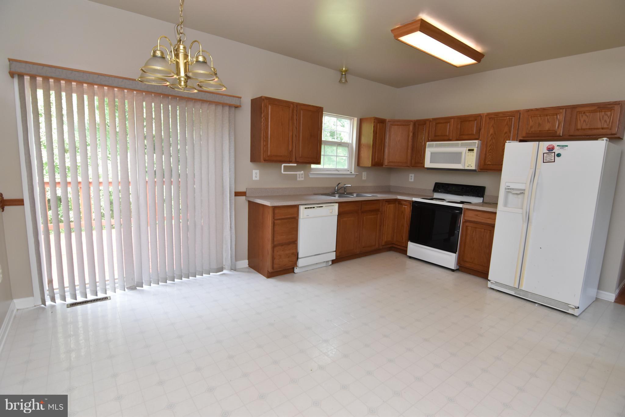 WEST AMANDIANA ESTATES - Residential