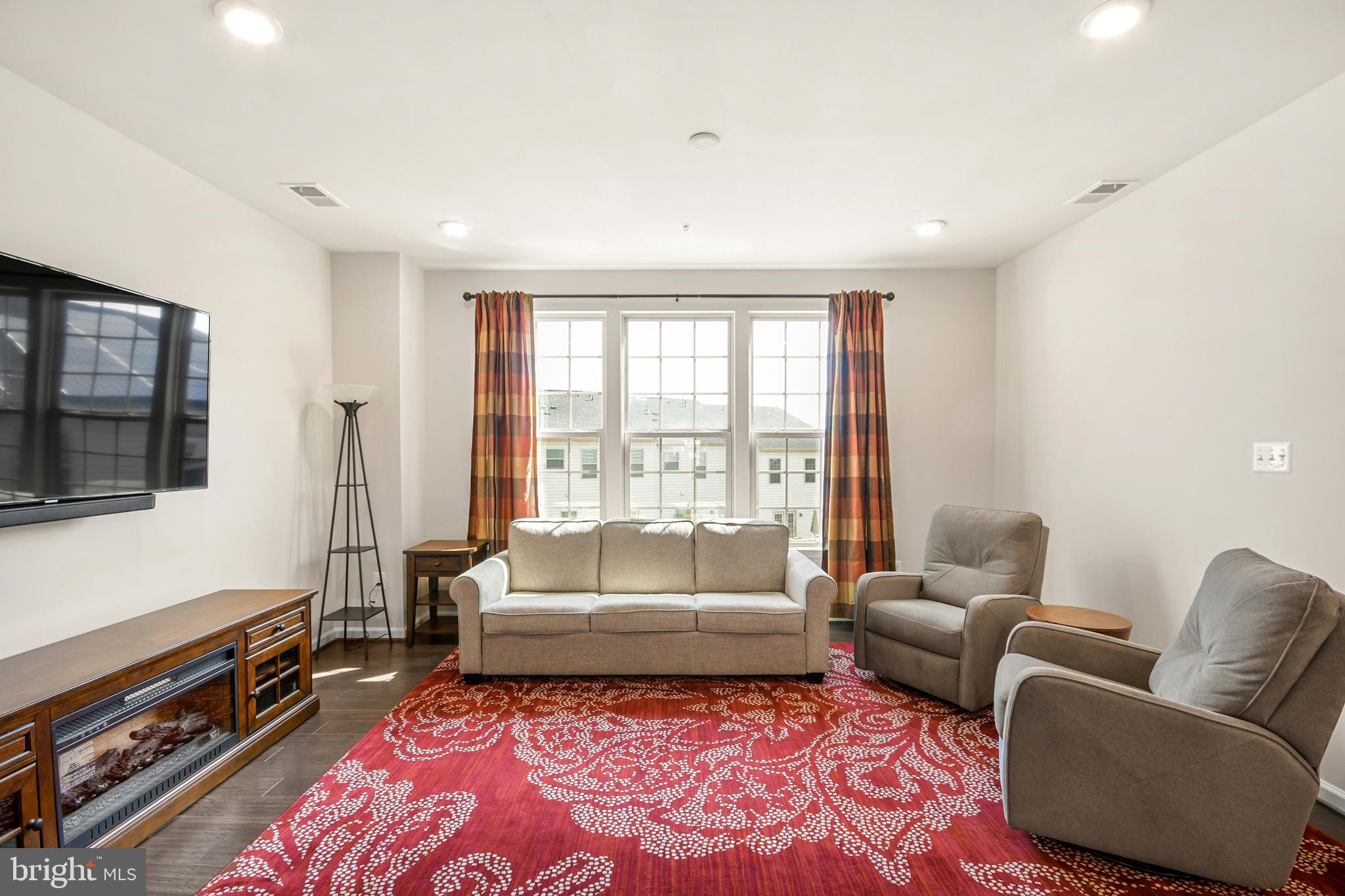 JEFFERSON PLACE - Residential