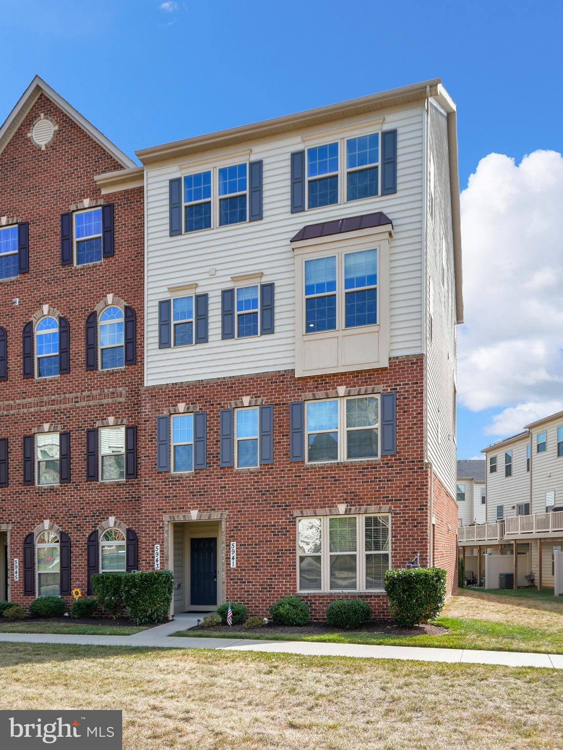 JEFFERSON PLACE - Residential