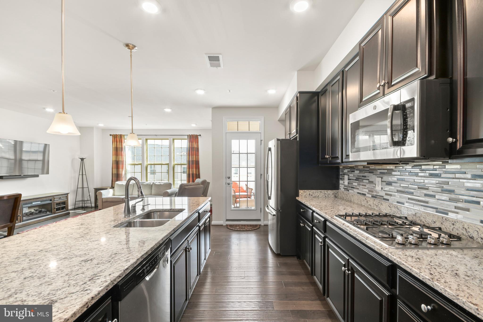 JEFFERSON PLACE - Residential