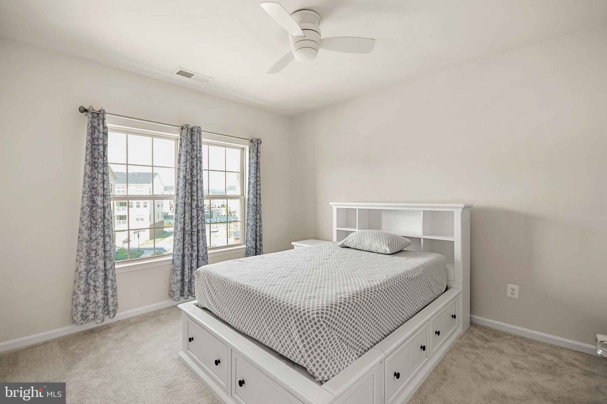 JEFFERSON PLACE - Residential