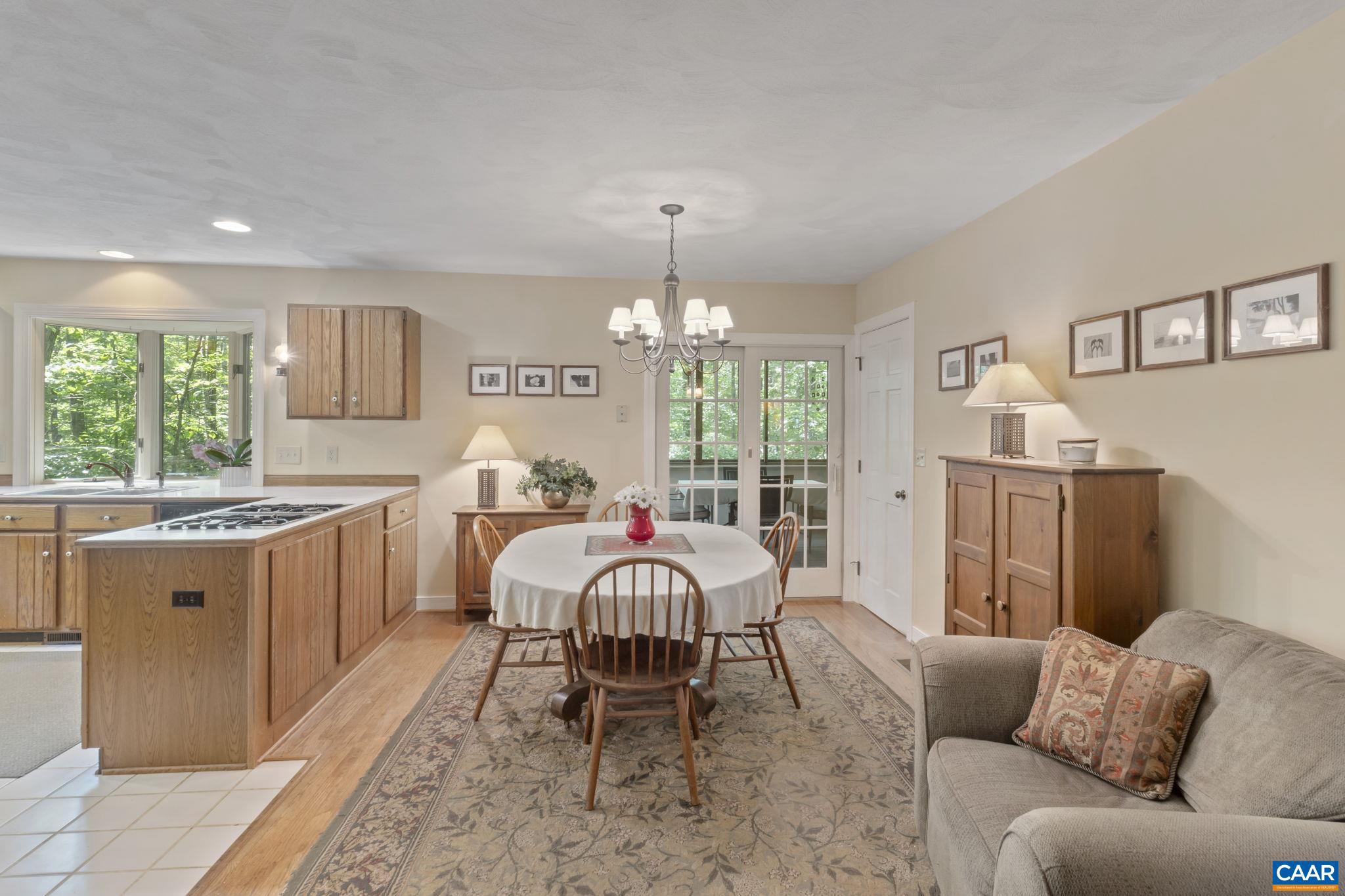 LAKE MONTICELLO - Residential