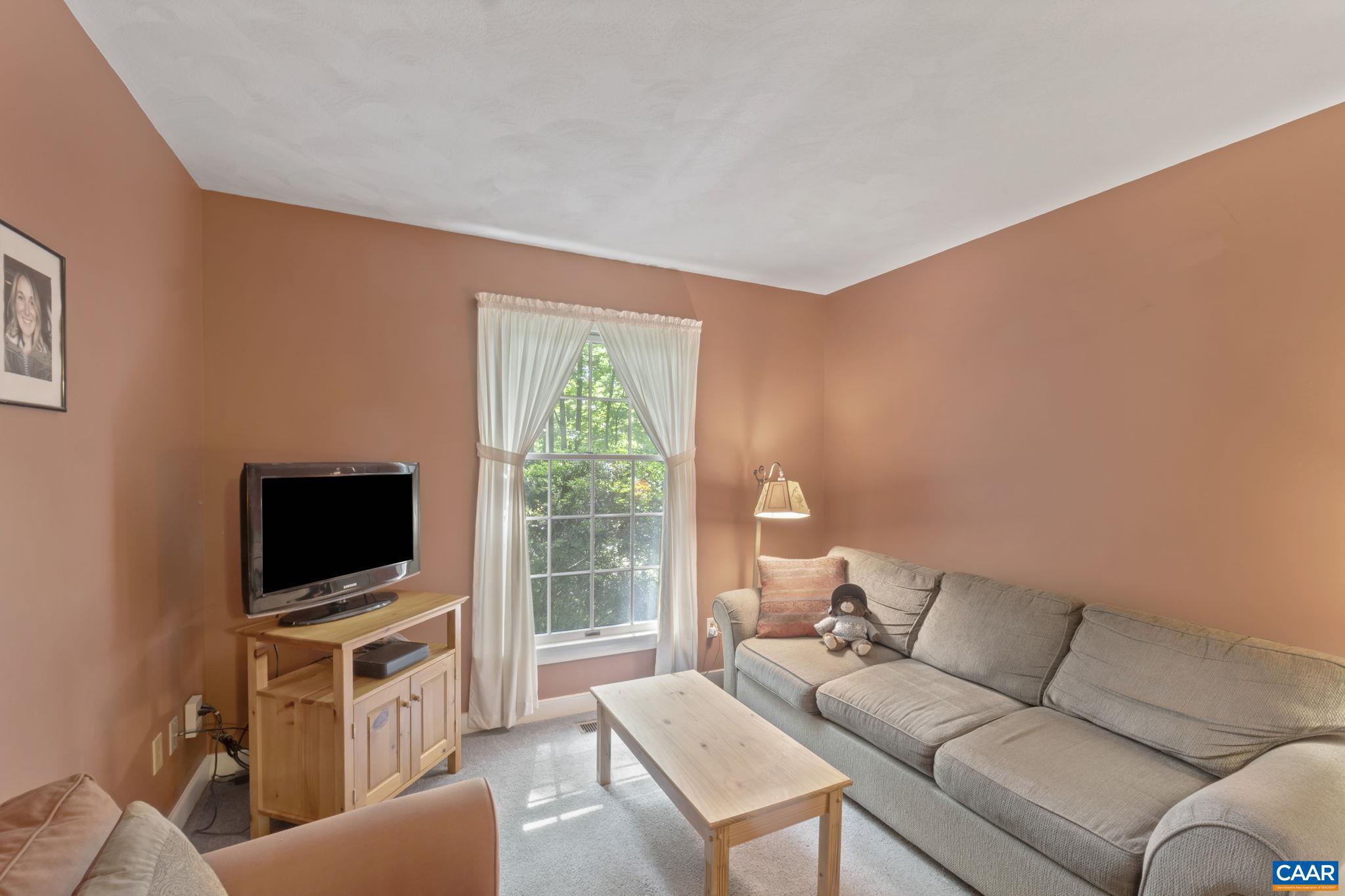 LAKE MONTICELLO - Residential