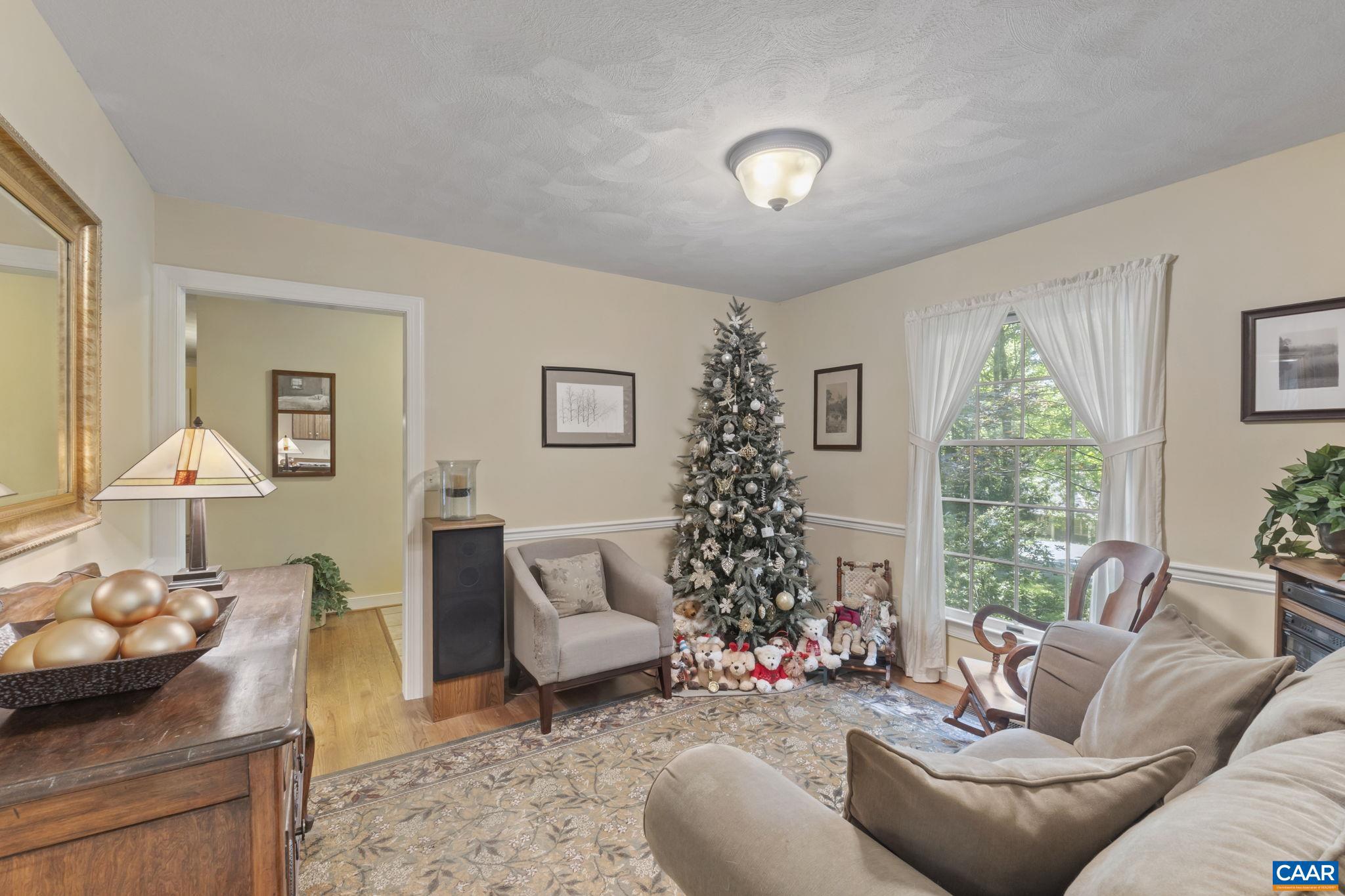 LAKE MONTICELLO - Residential