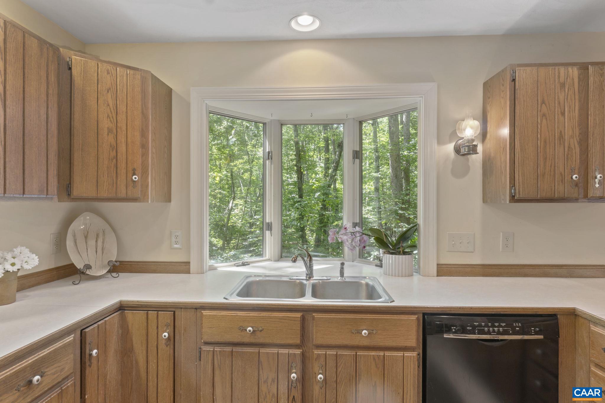 LAKE MONTICELLO - Residential