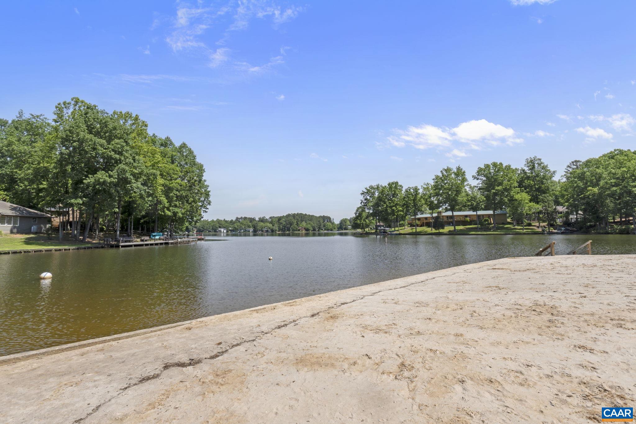 LAKE MONTICELLO - Residential