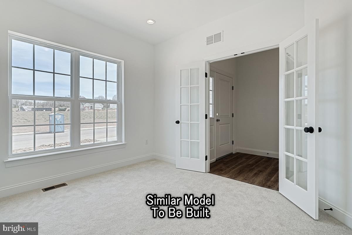 HAMPTON HEIGHTS - Residential