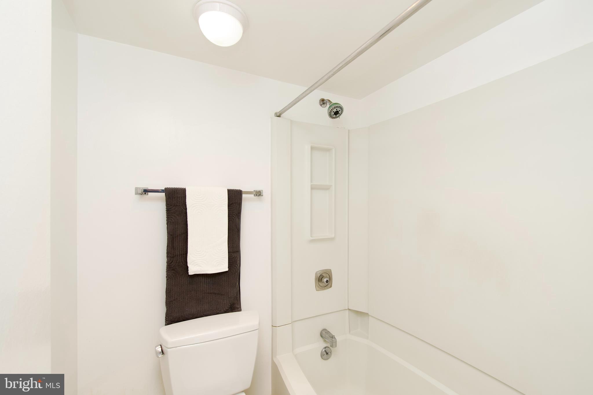 MONTEBELLO - Residential