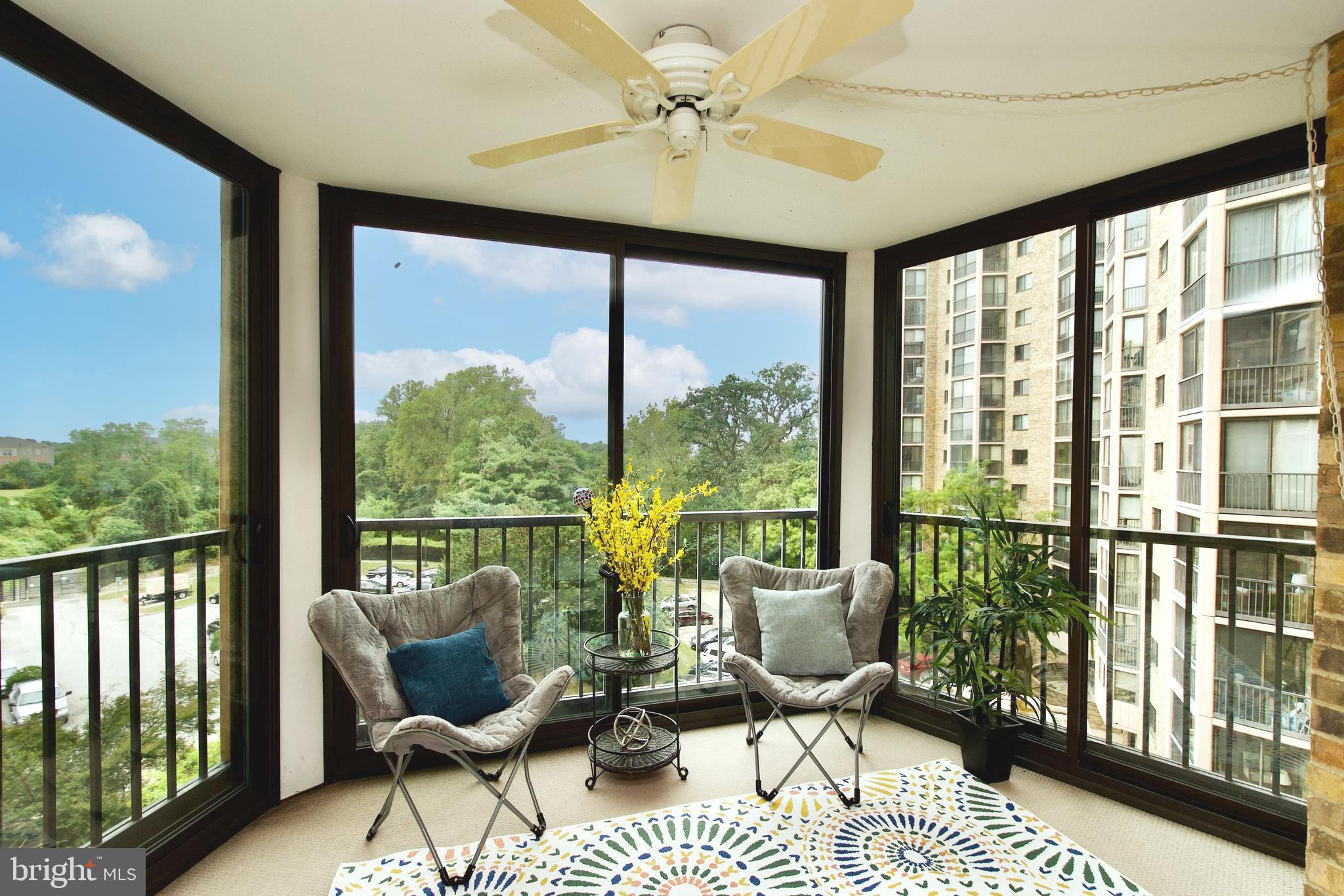 MONTEBELLO - Residential