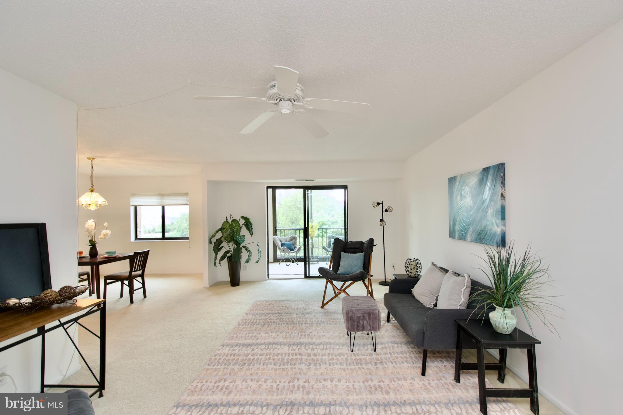 MONTEBELLO - Residential