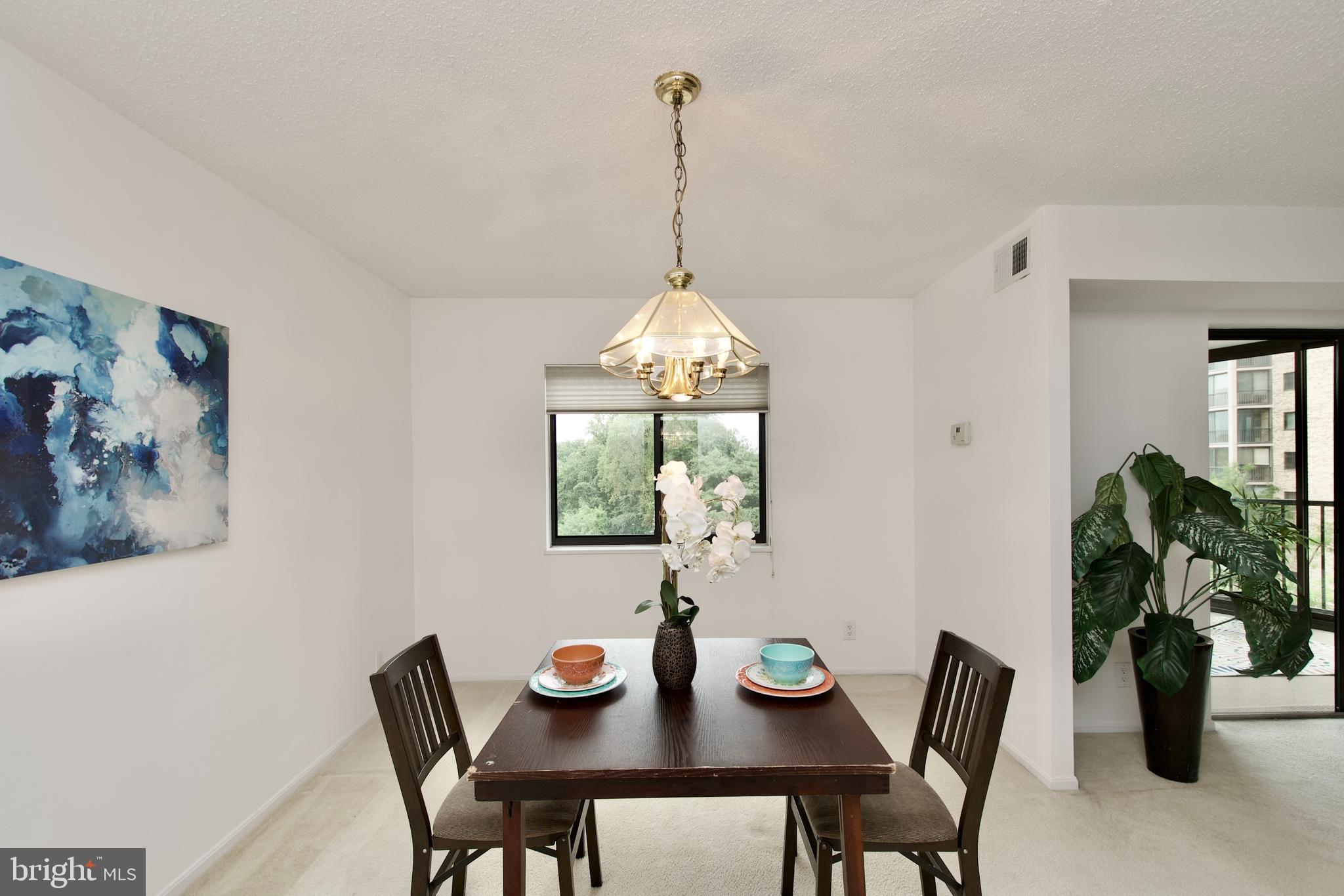 MONTEBELLO - Residential