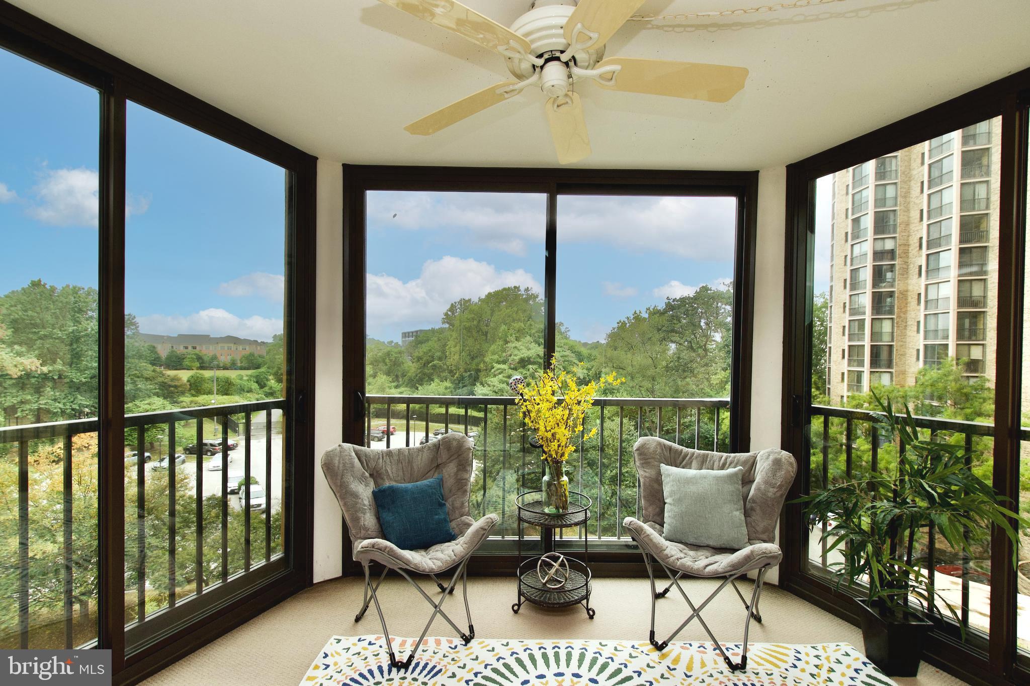 MONTEBELLO - Residential