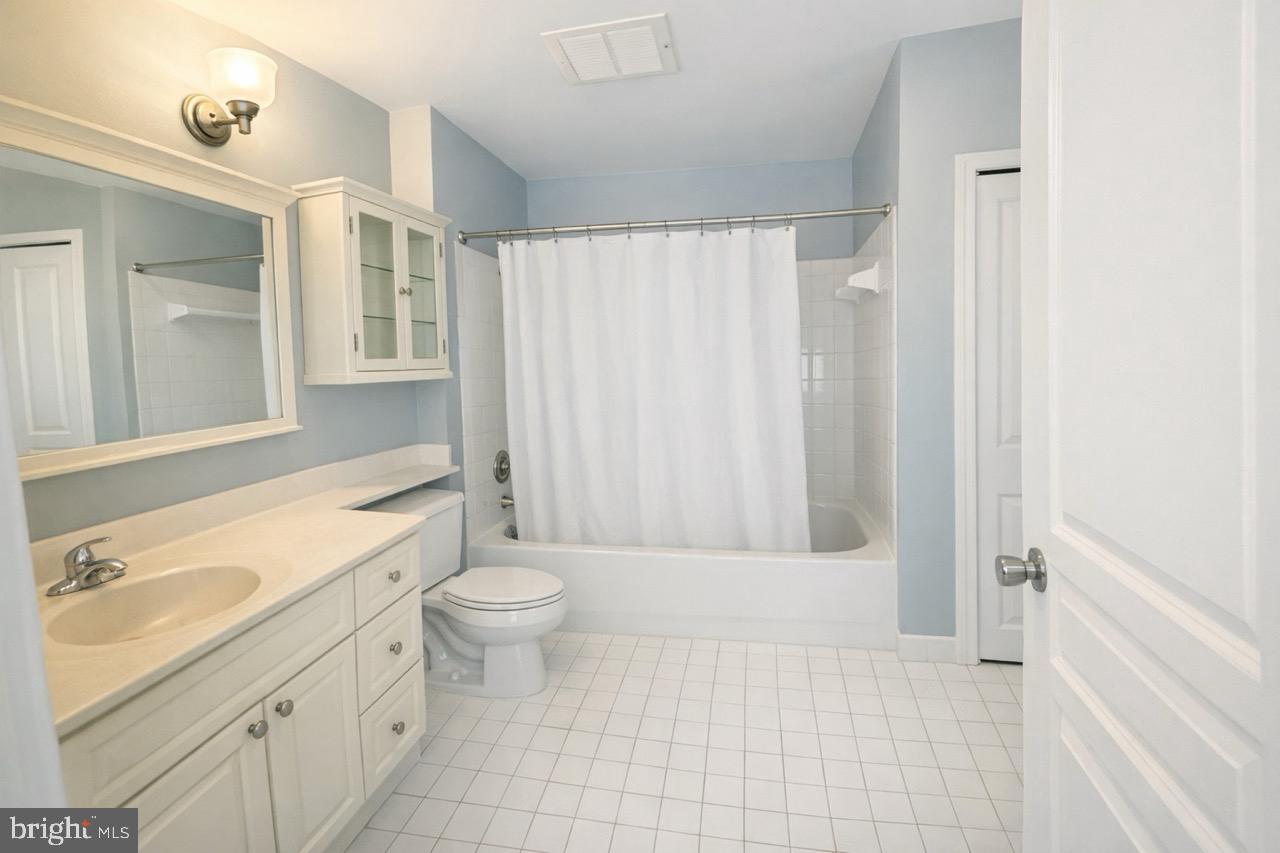 SAVOY PARK CONDOMINIUMS - Residential Lease