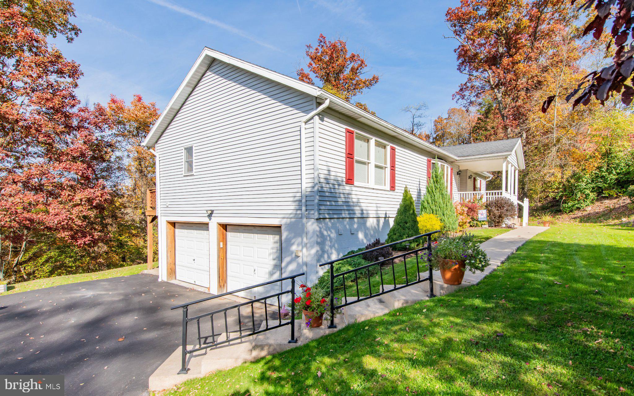 33 QUIGGLE AVENUE