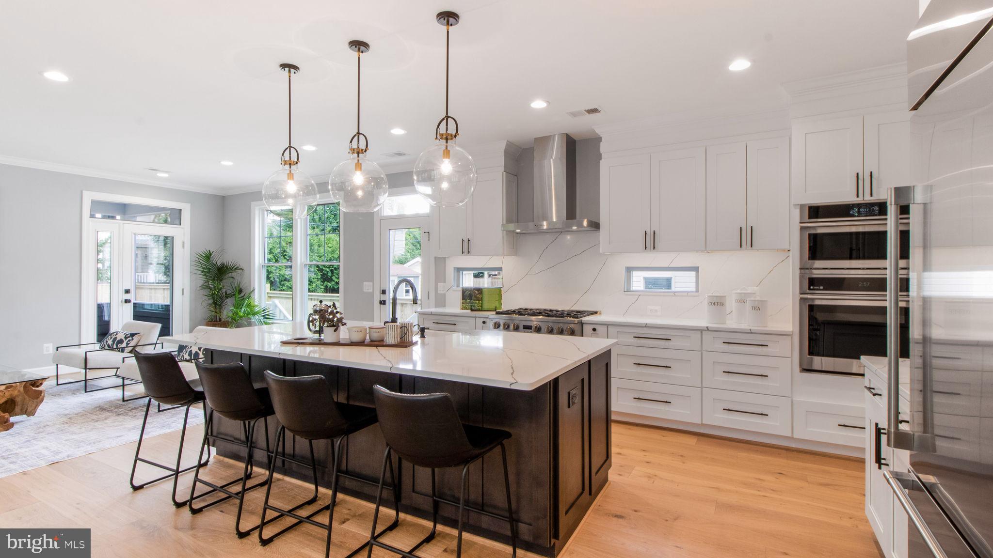 ROSEMONT - Residential