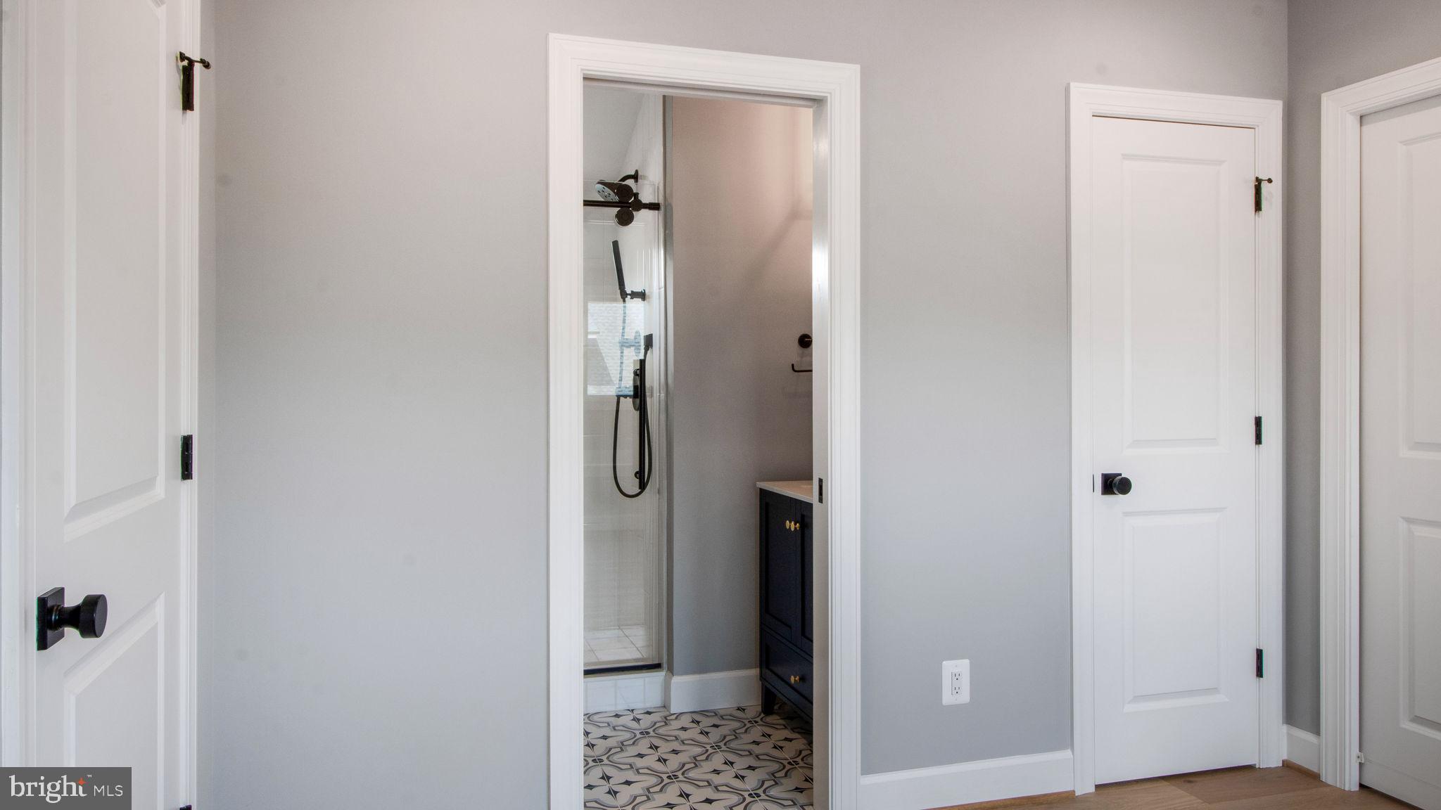 ROSEMONT - Residential