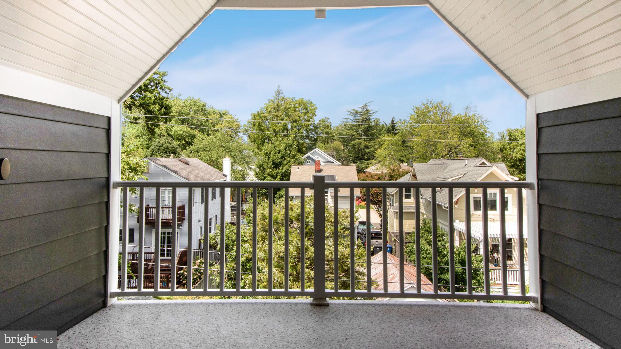 ROSEMONT - Residential