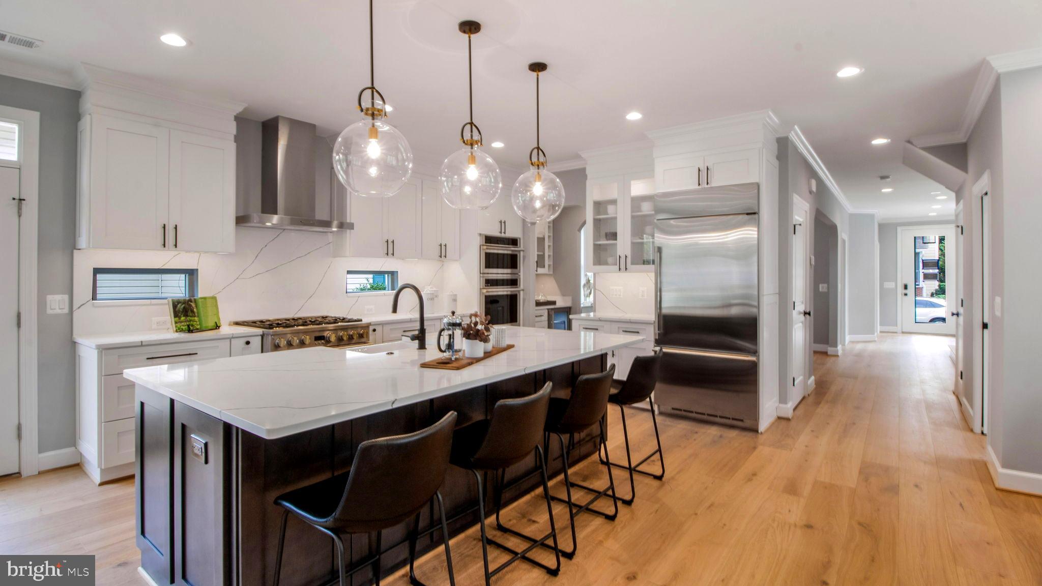 ROSEMONT - Residential