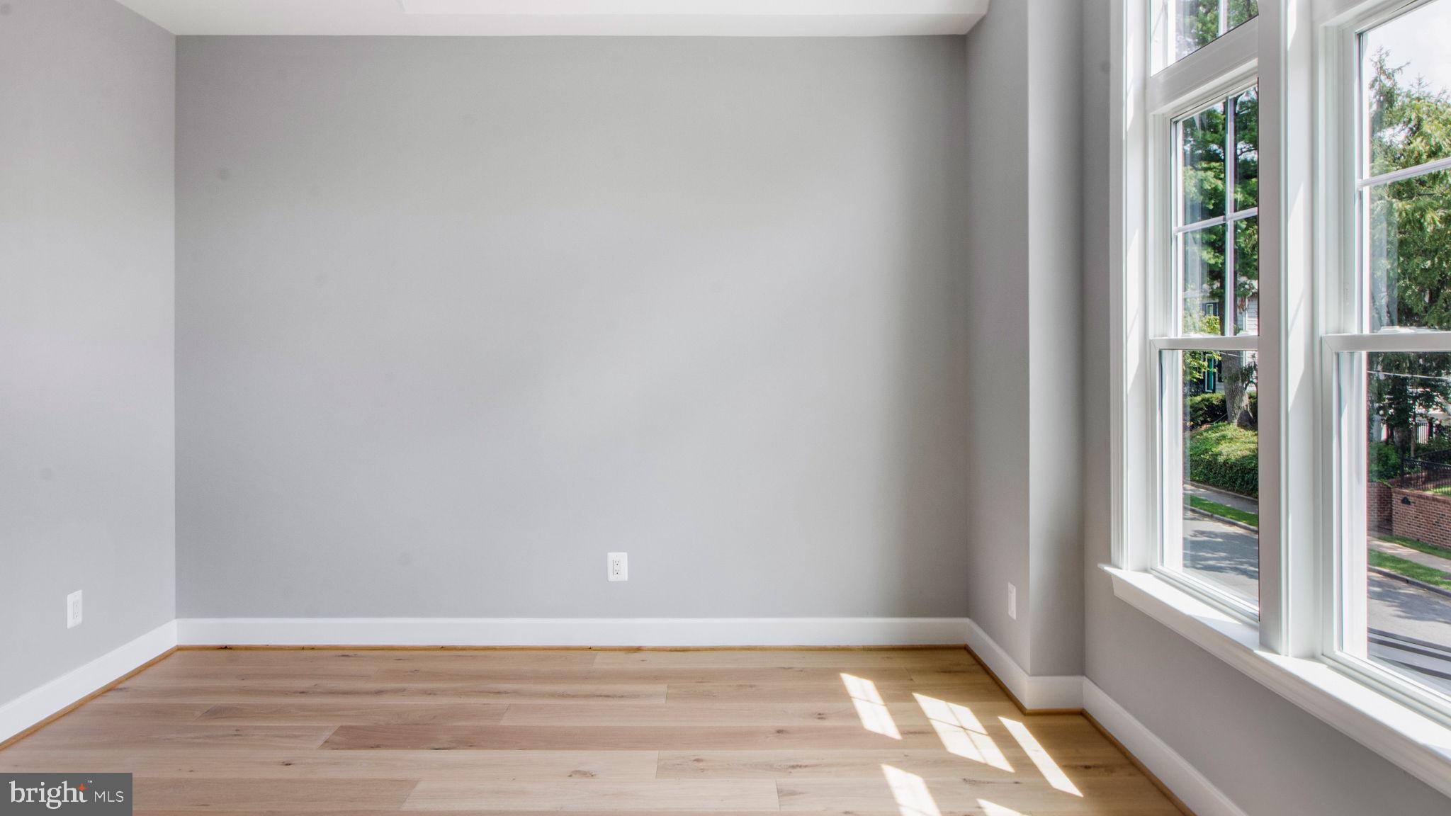 ROSEMONT - Residential