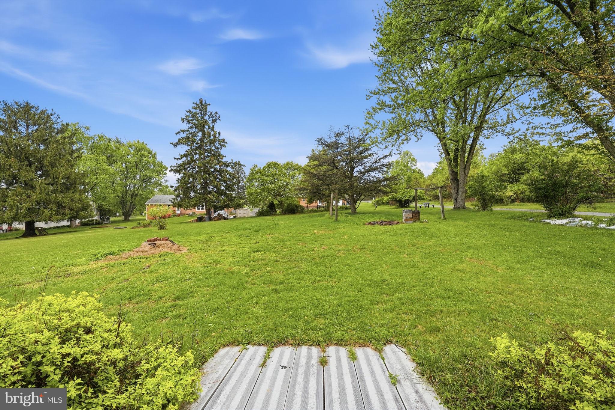 DAMASCUS OUTSIDE - Residential