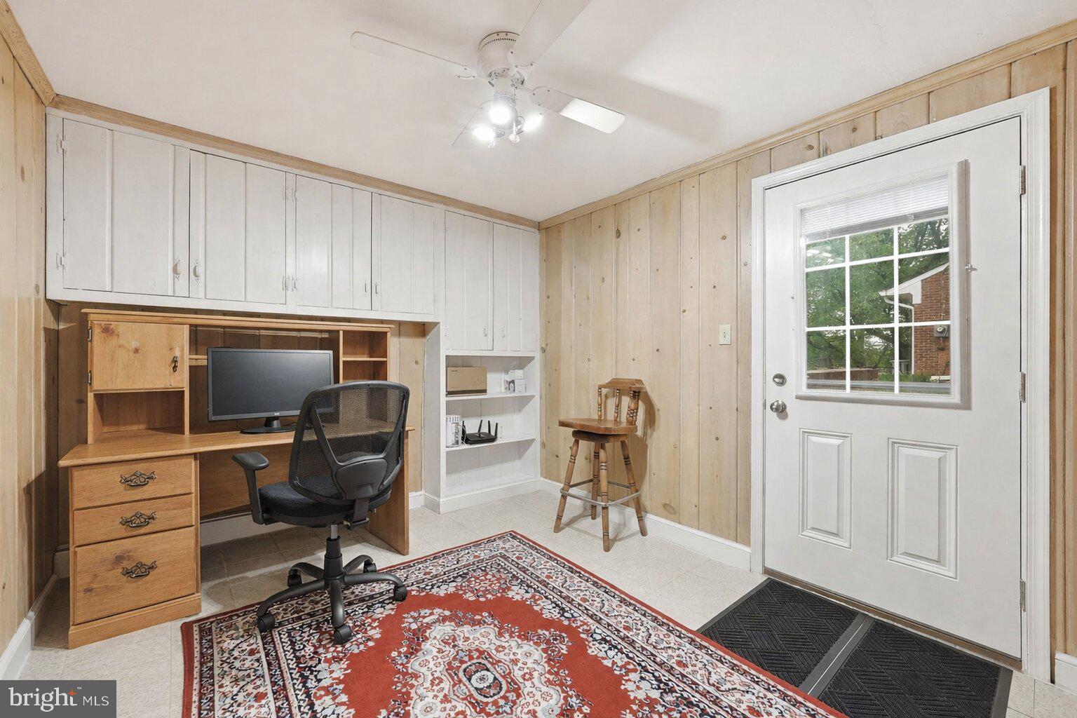 DAMASCUS OUTSIDE - Residential