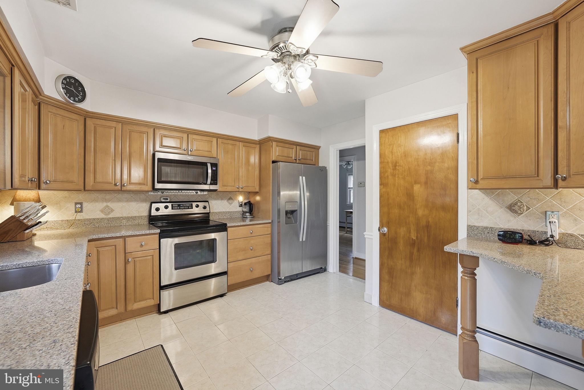 DAMASCUS OUTSIDE - Residential