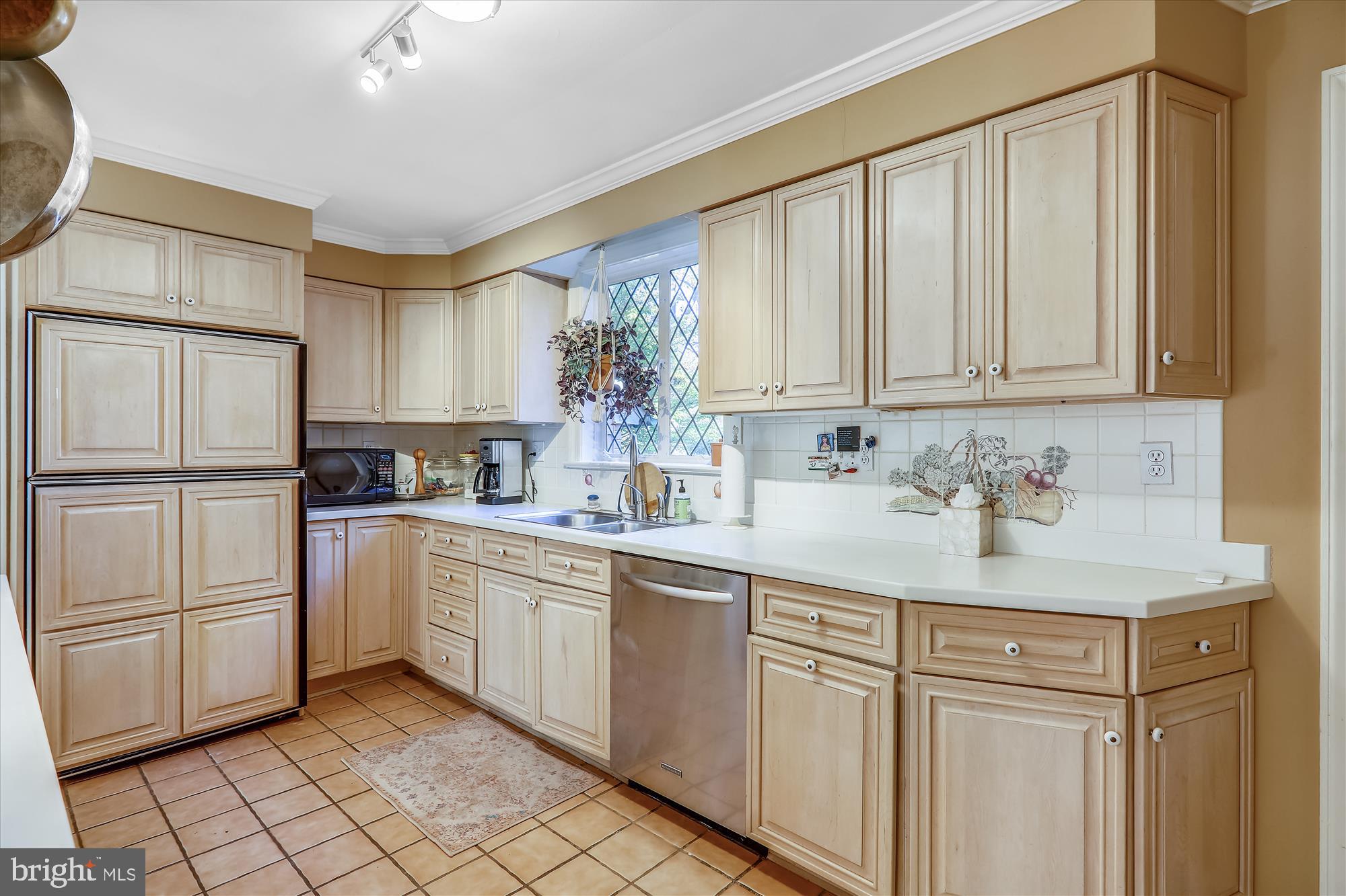 GREENWICH FOREST - Residential