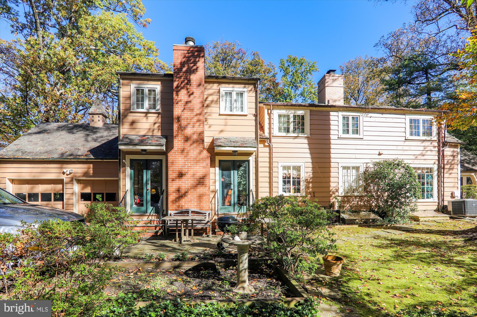 GREENWICH FOREST - Residential