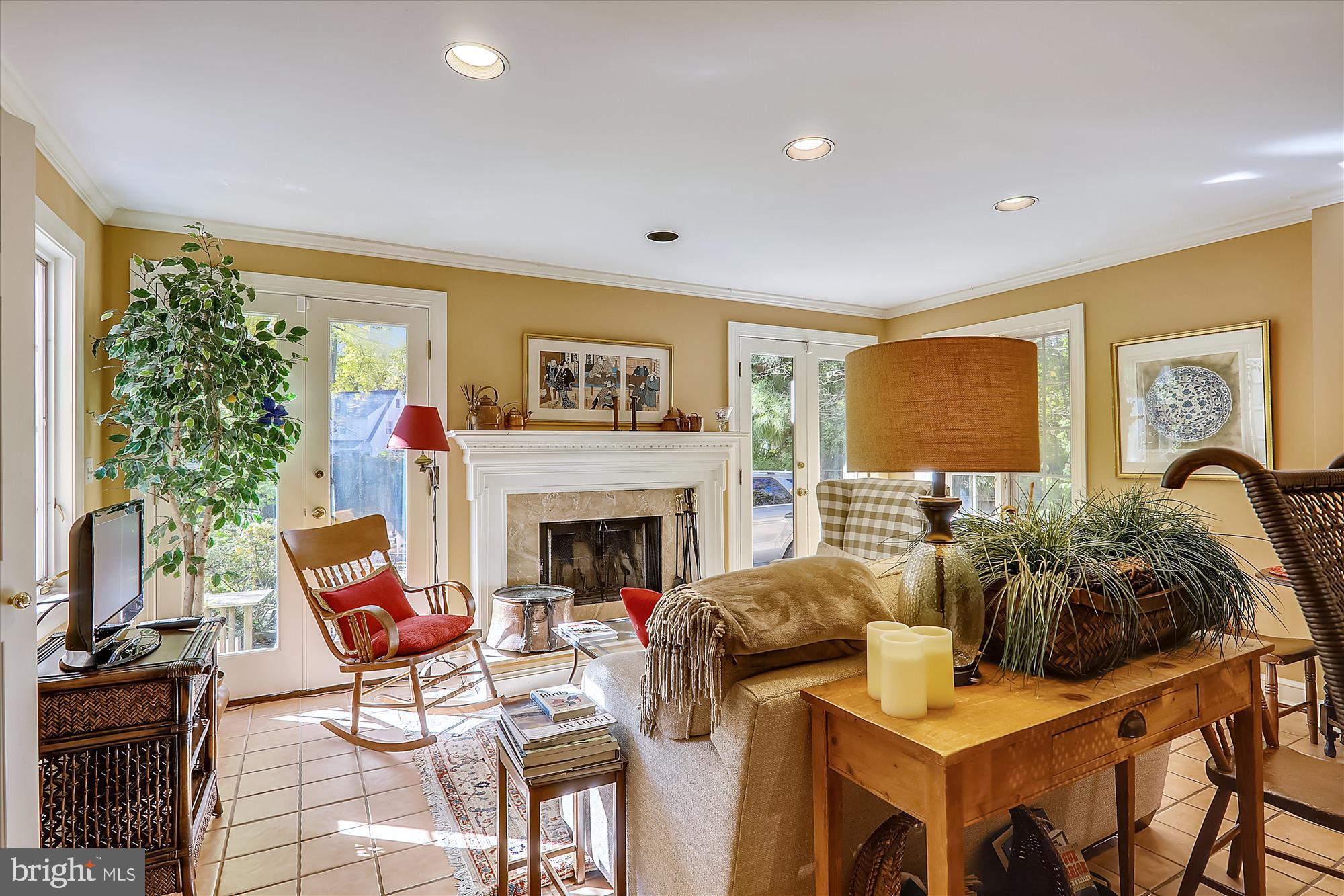 GREENWICH FOREST - Residential