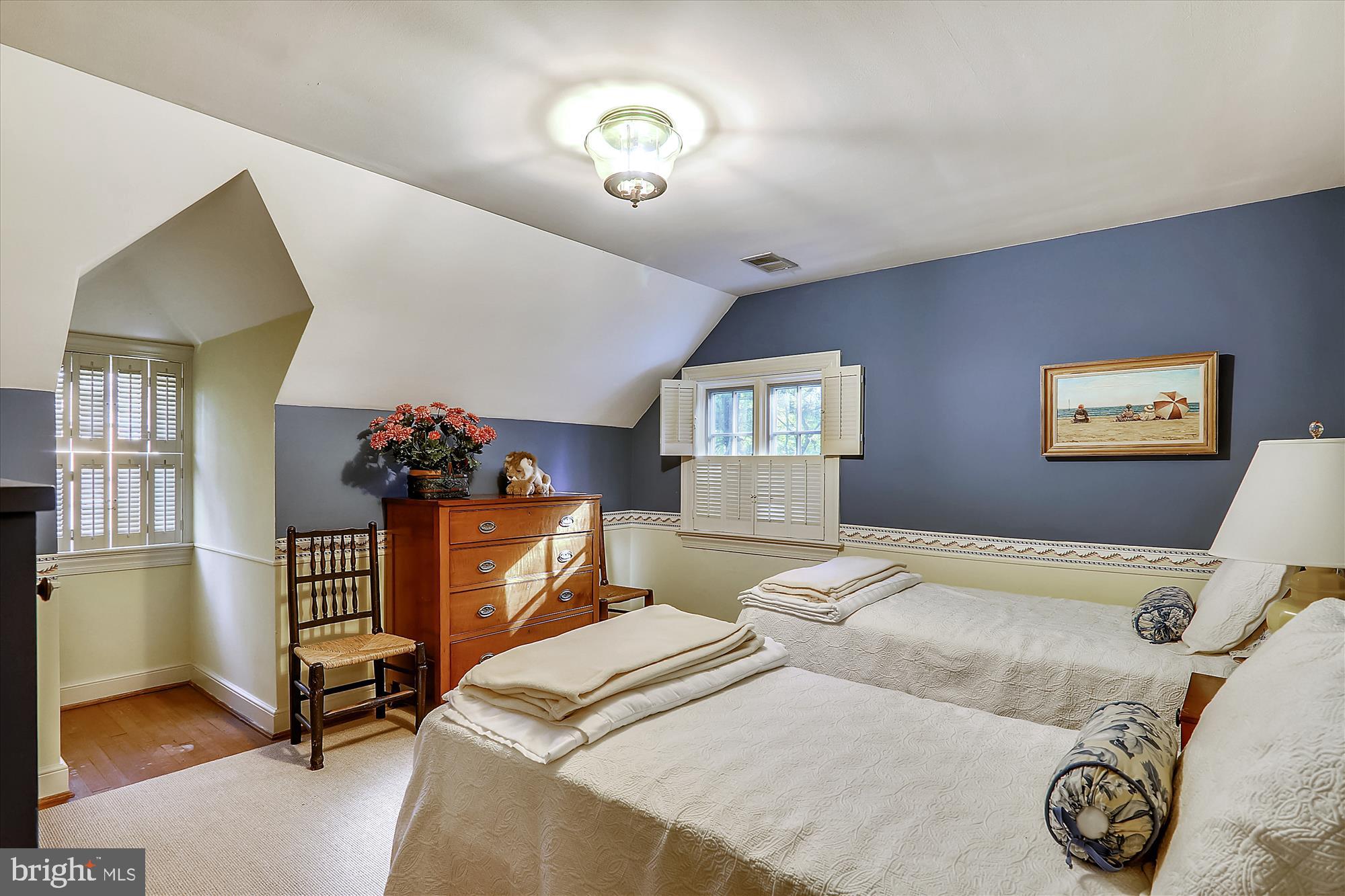 GREENWICH FOREST - Residential