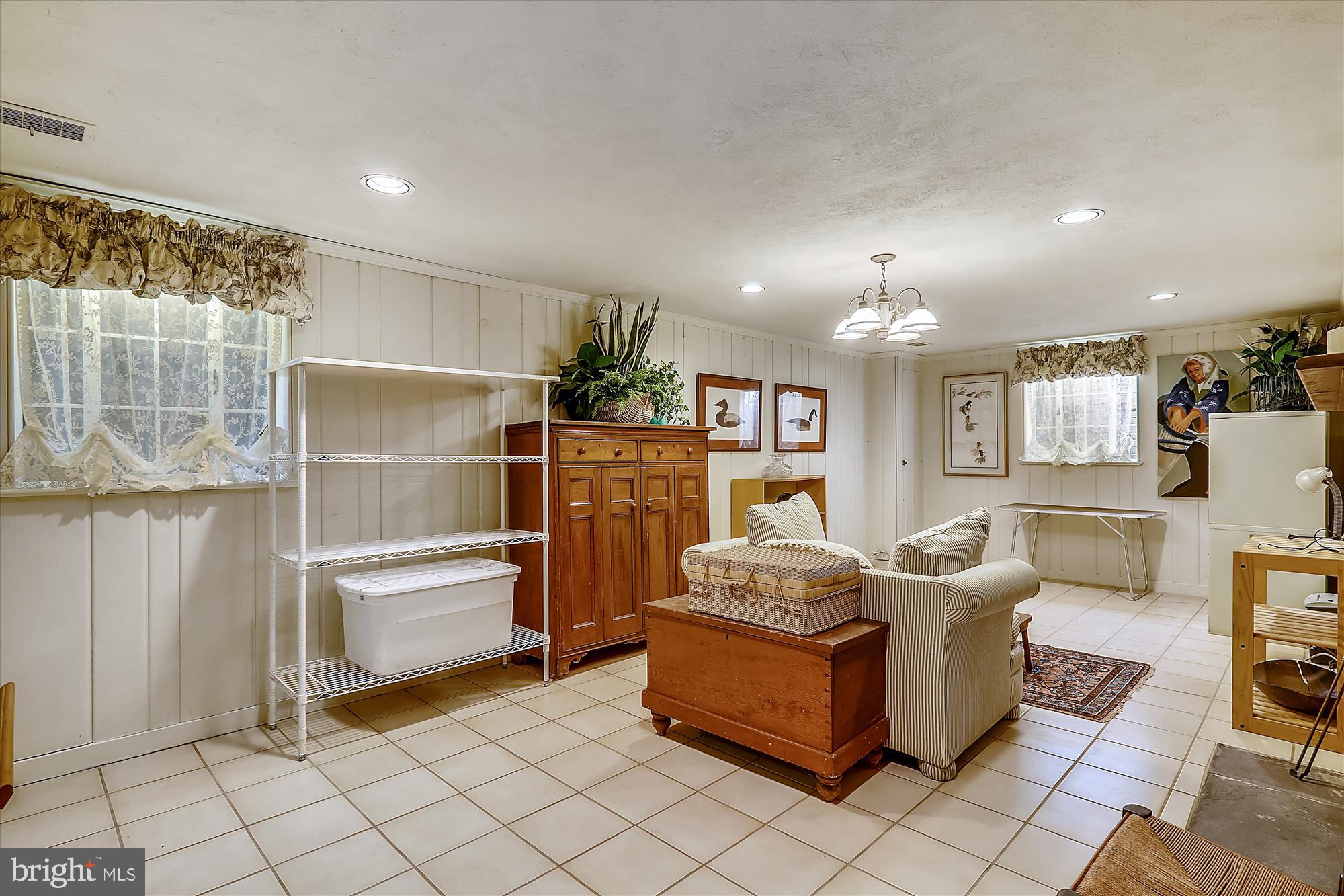 GREENWICH FOREST - Residential