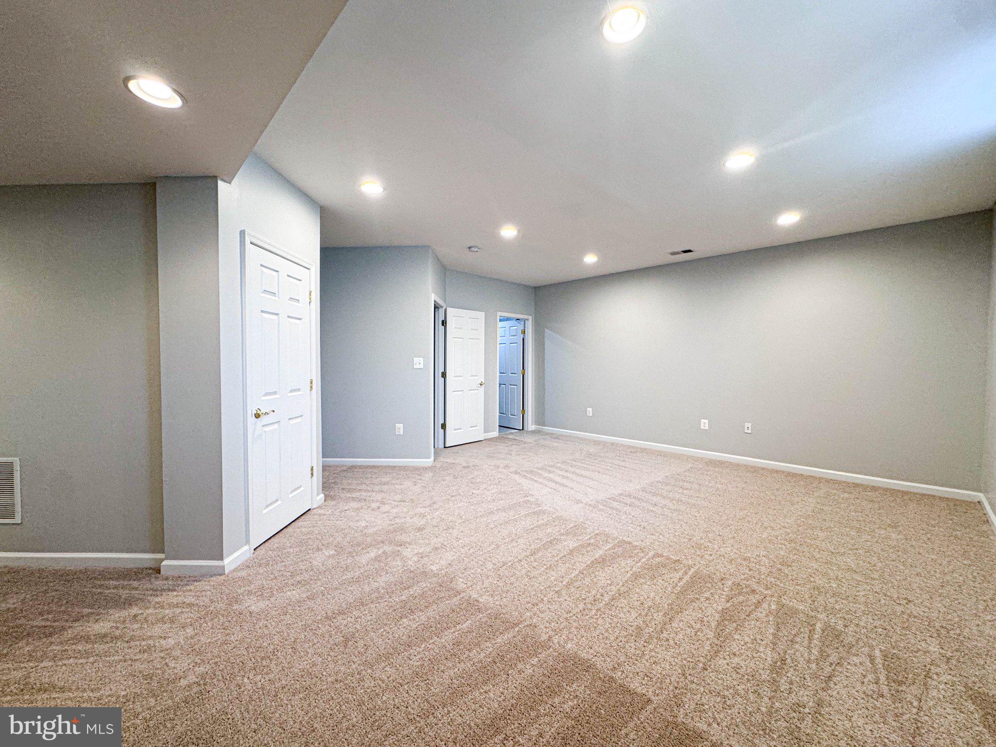 BRAMBLETON - Residential