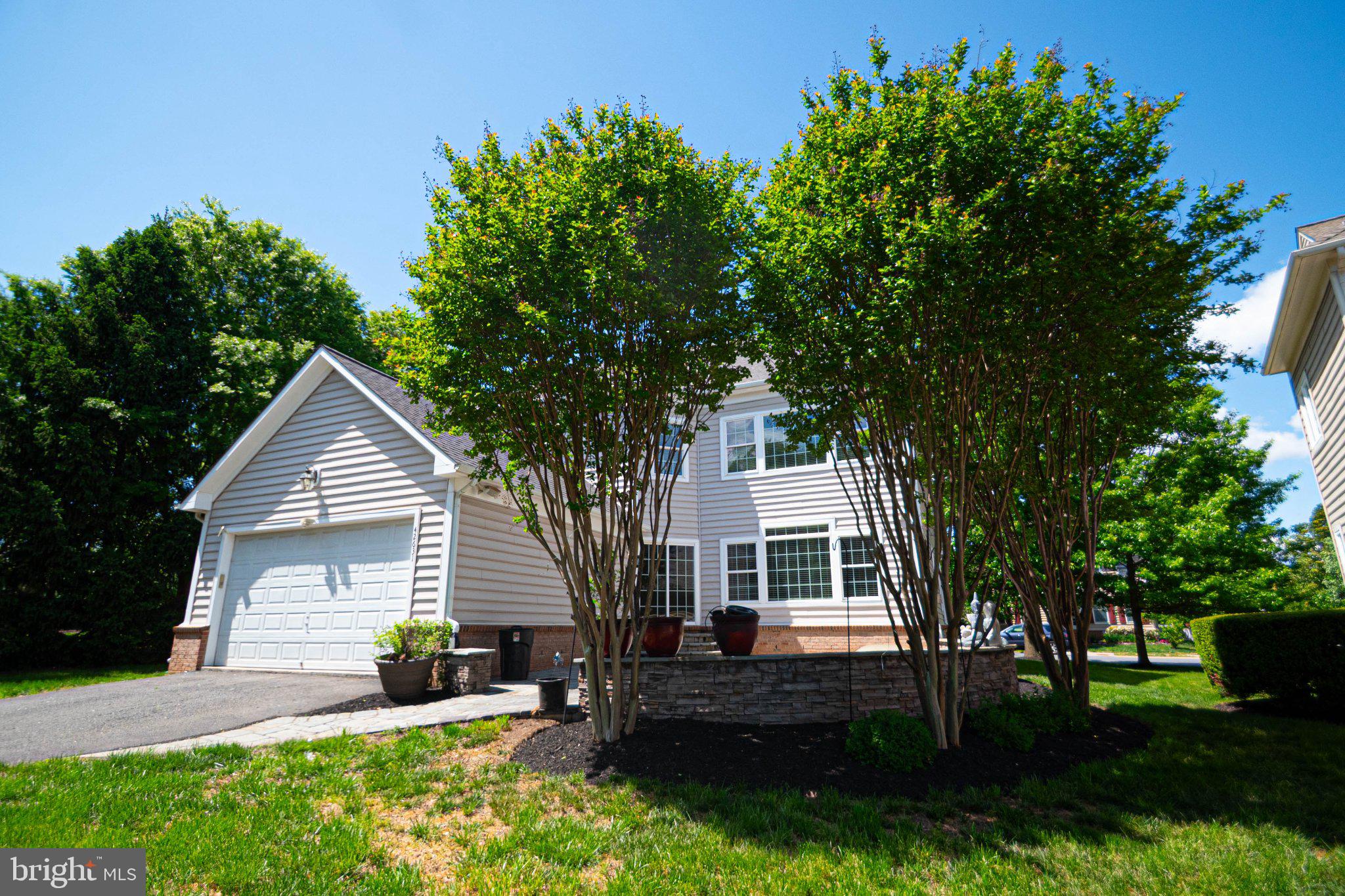 BRAMBLETON - Residential