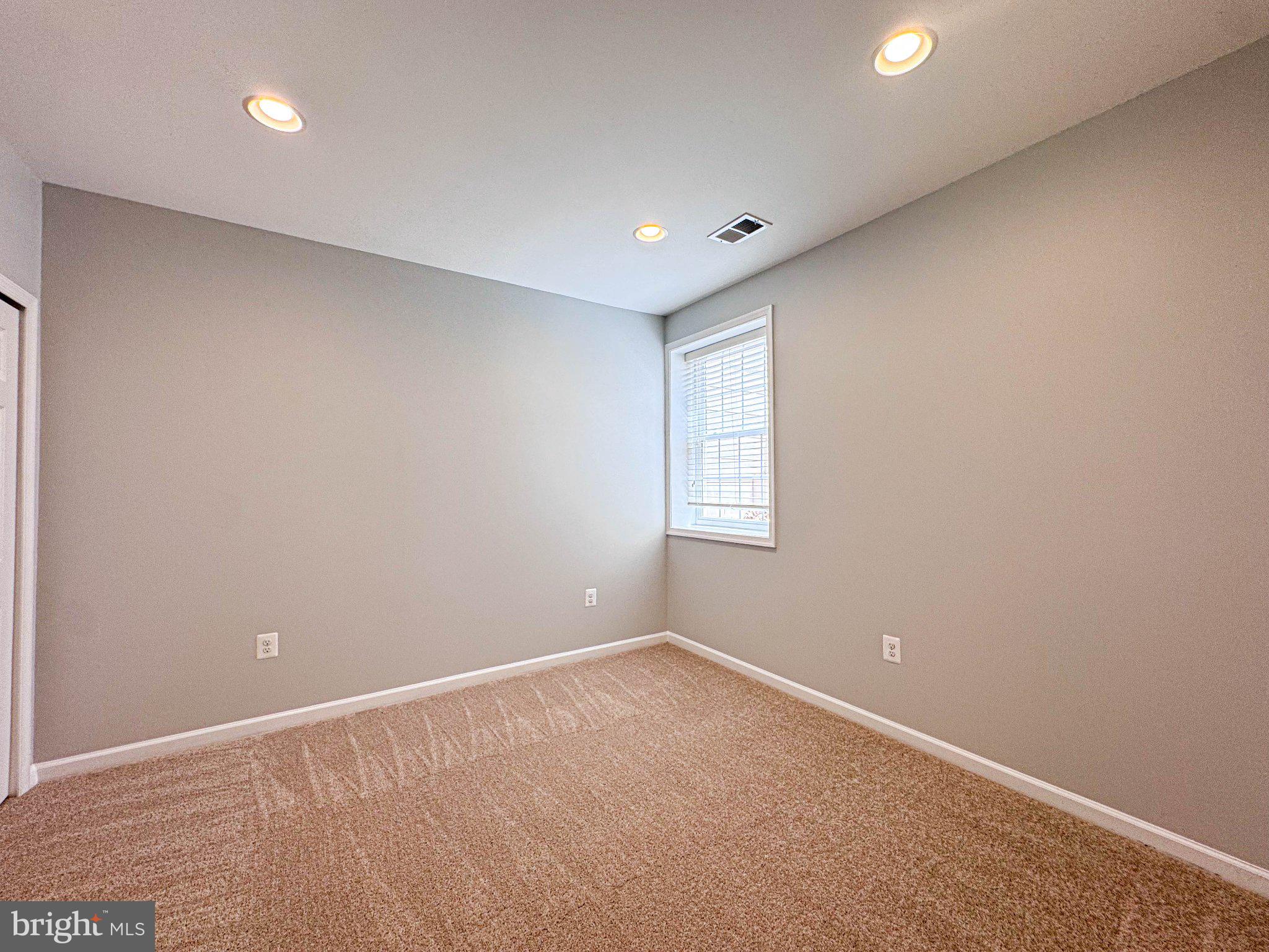 BRAMBLETON - Residential