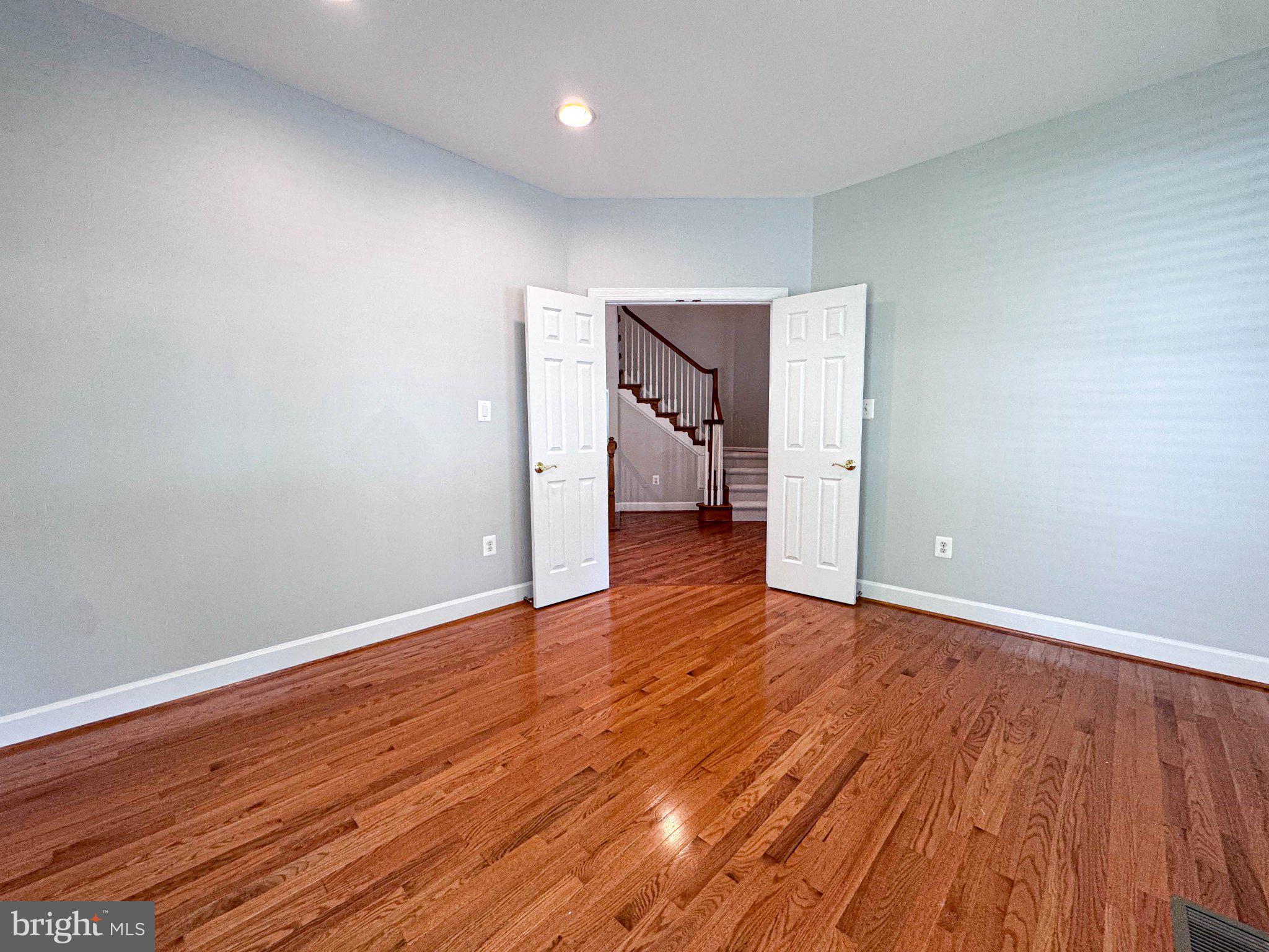 BRAMBLETON - Residential