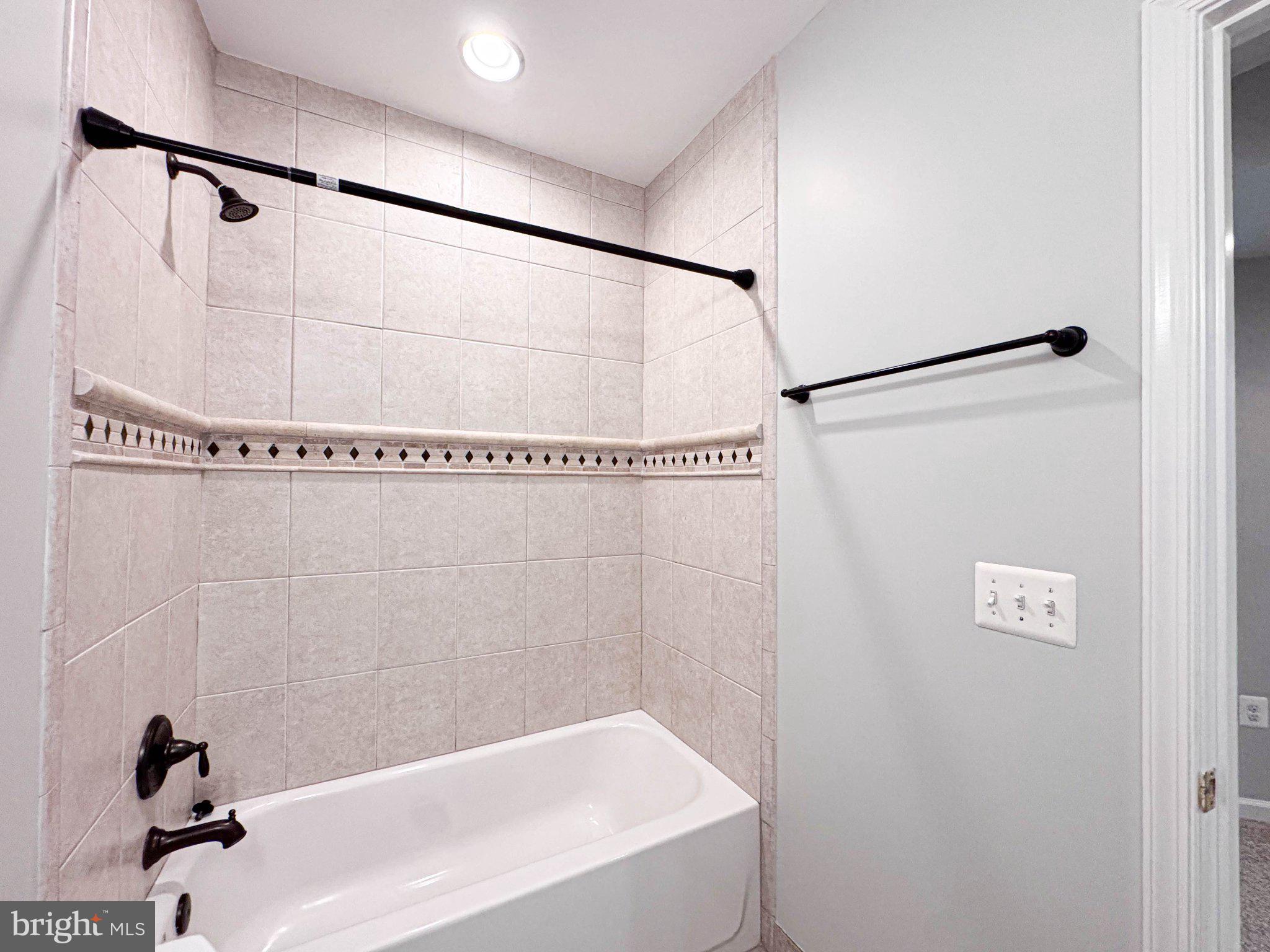 BRAMBLETON - Residential