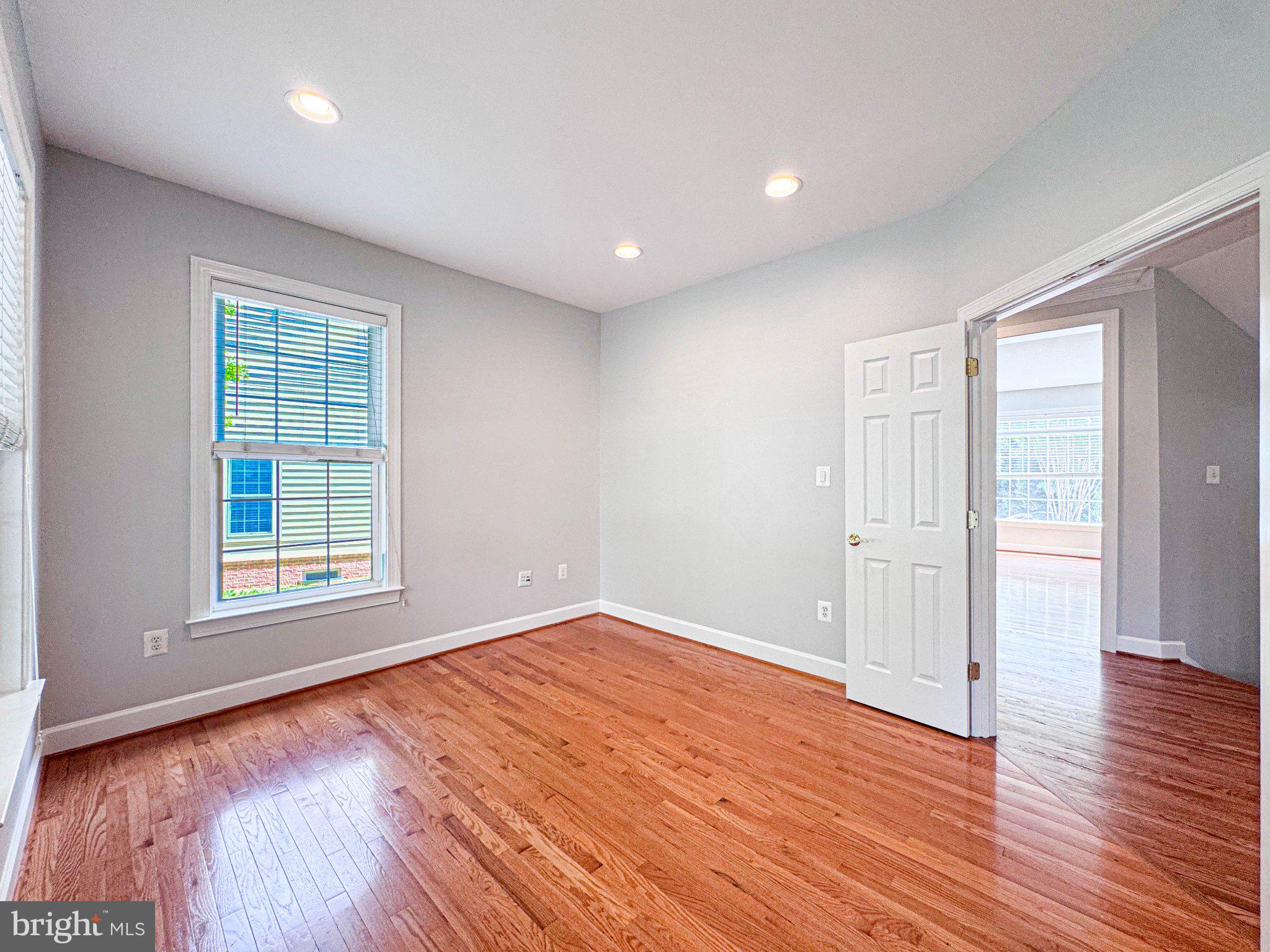 BRAMBLETON - Residential